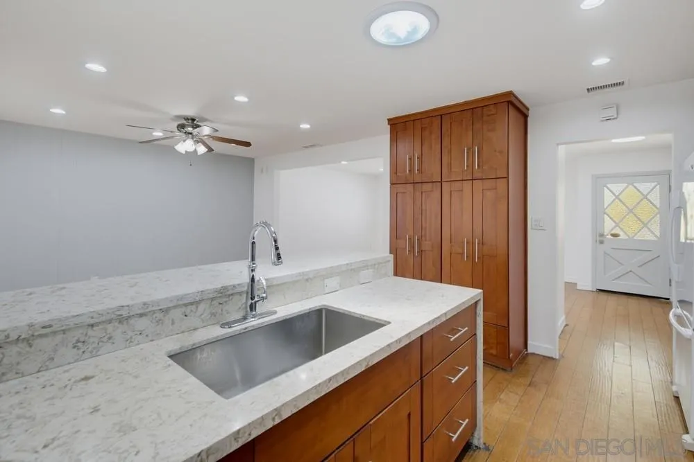 902 Taft