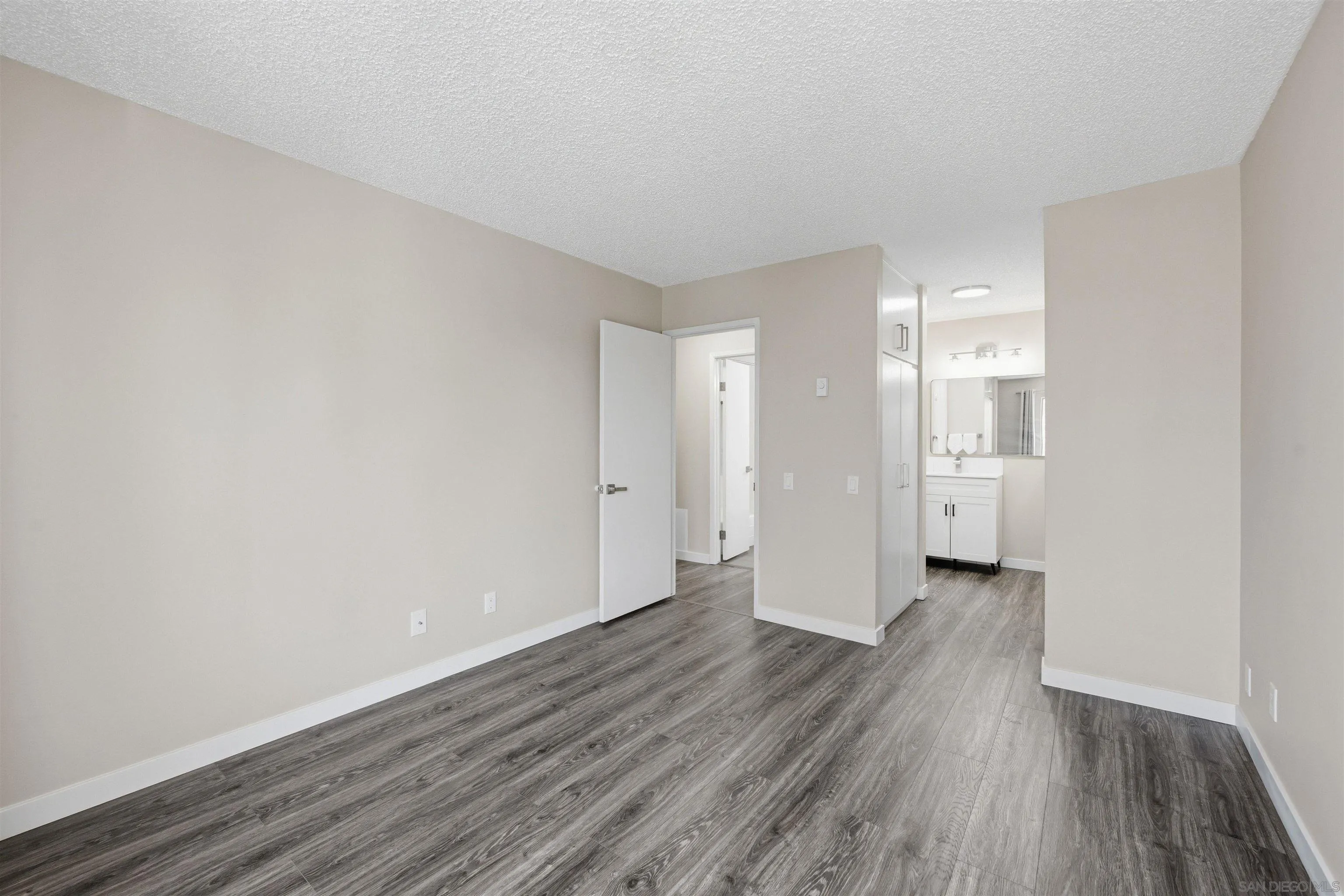 3550 Ruffin Rd, #