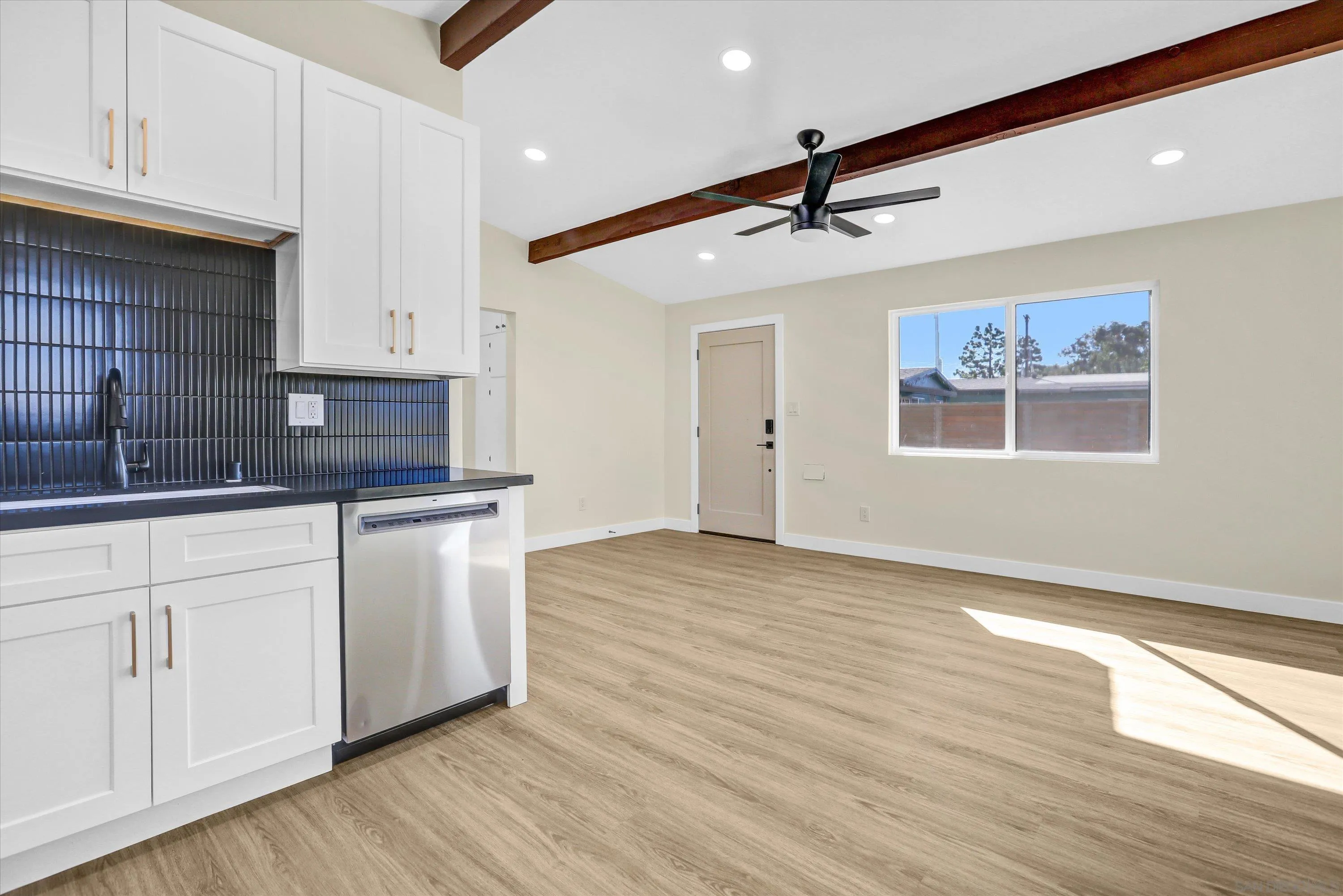 4321 Clairemont Mesa Blvd