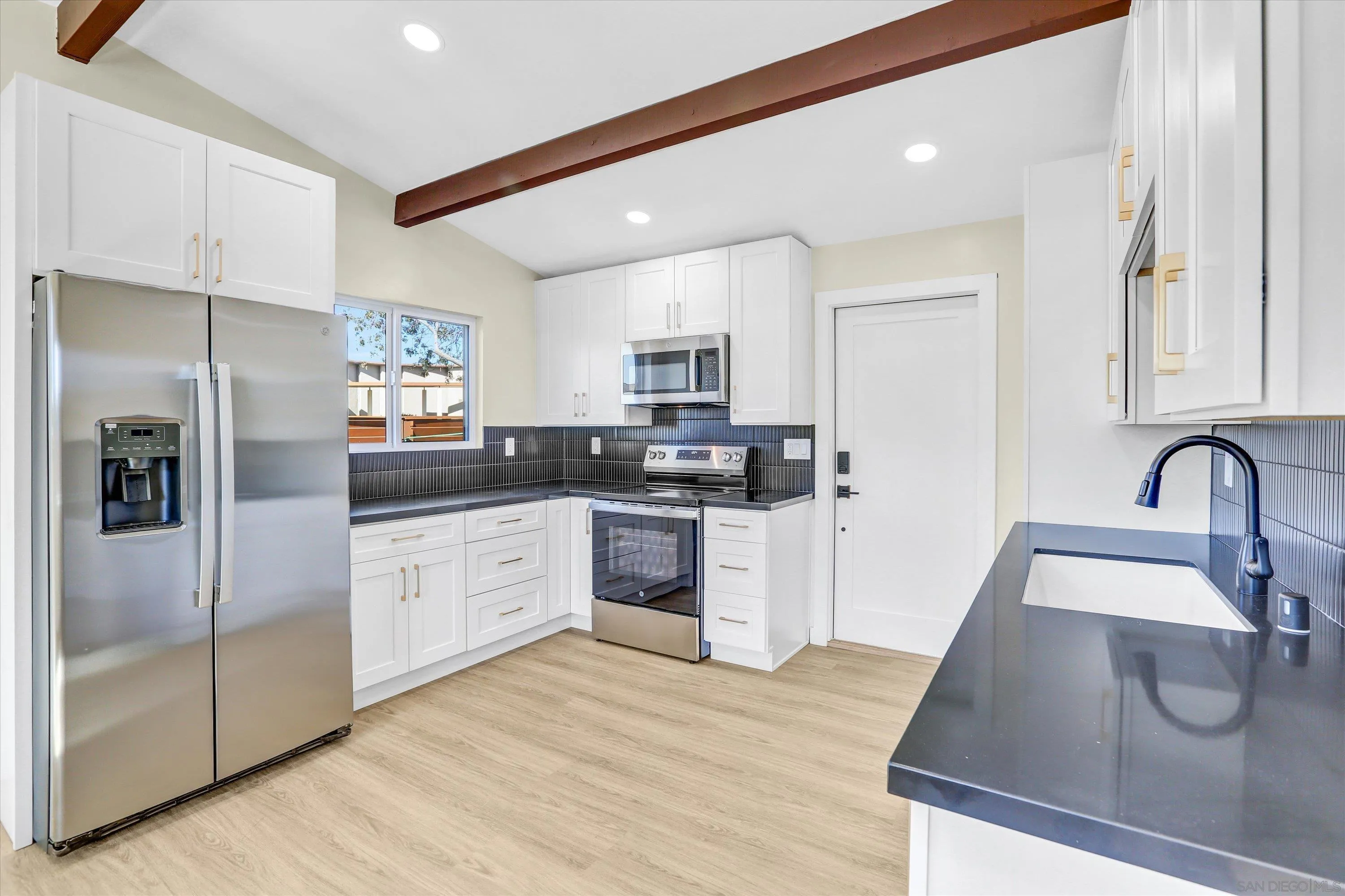 4321 Clairemont Mesa Blvd