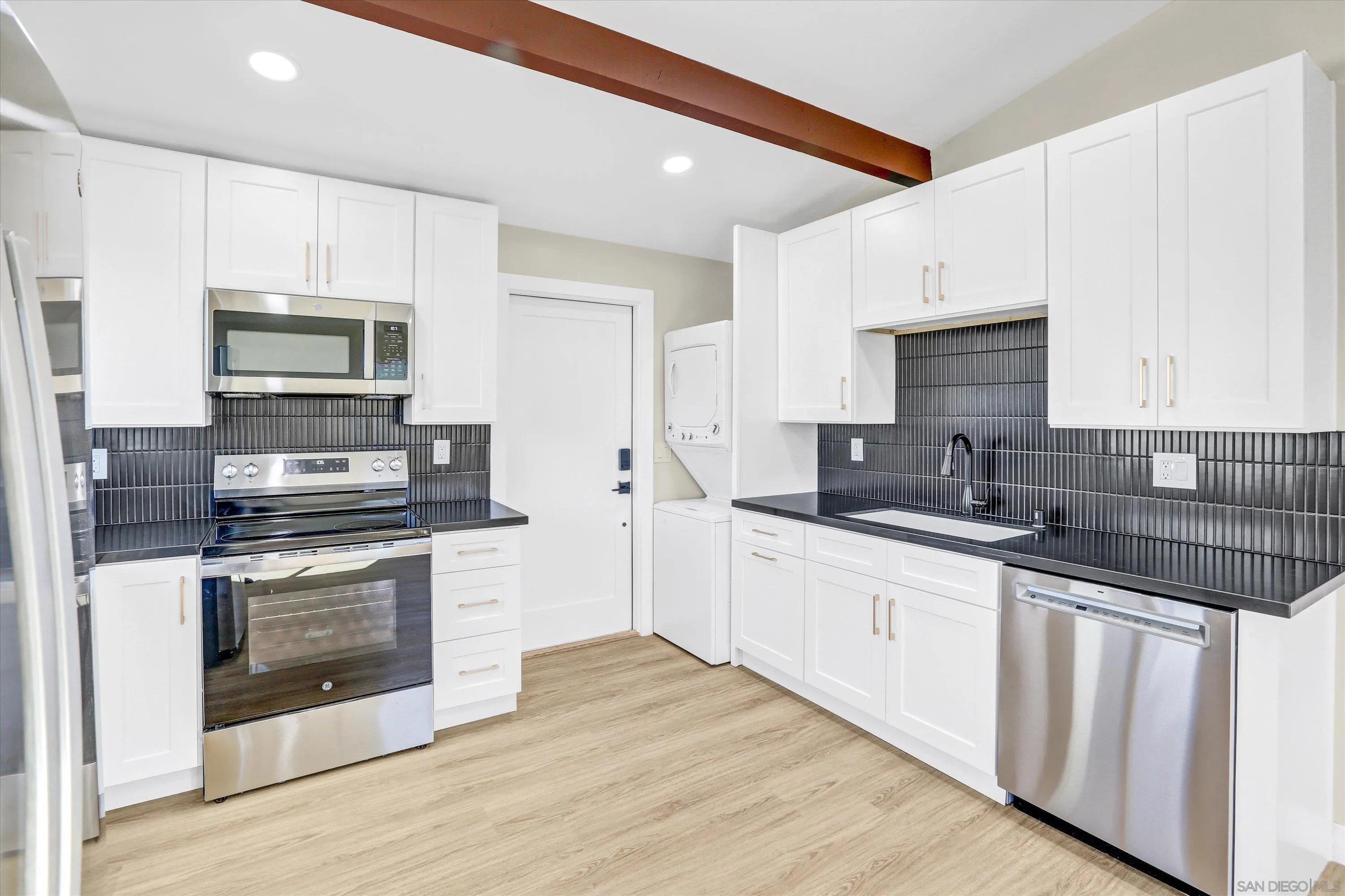 4321 Clairemont Mesa Blvd