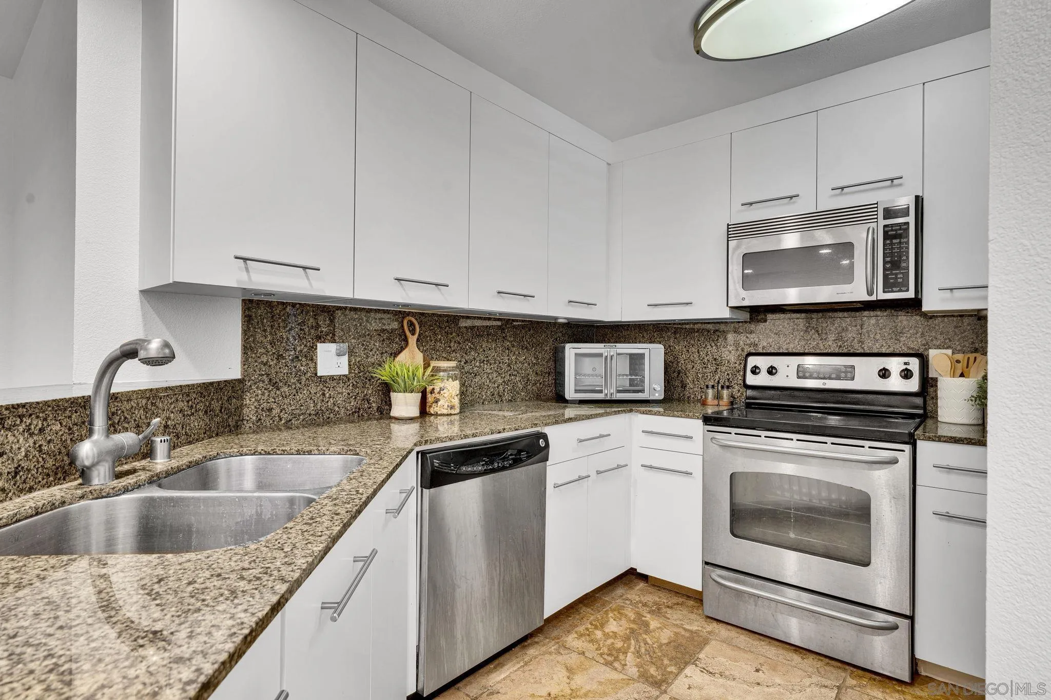 7545 Charmant Drive Unit Unit 1503