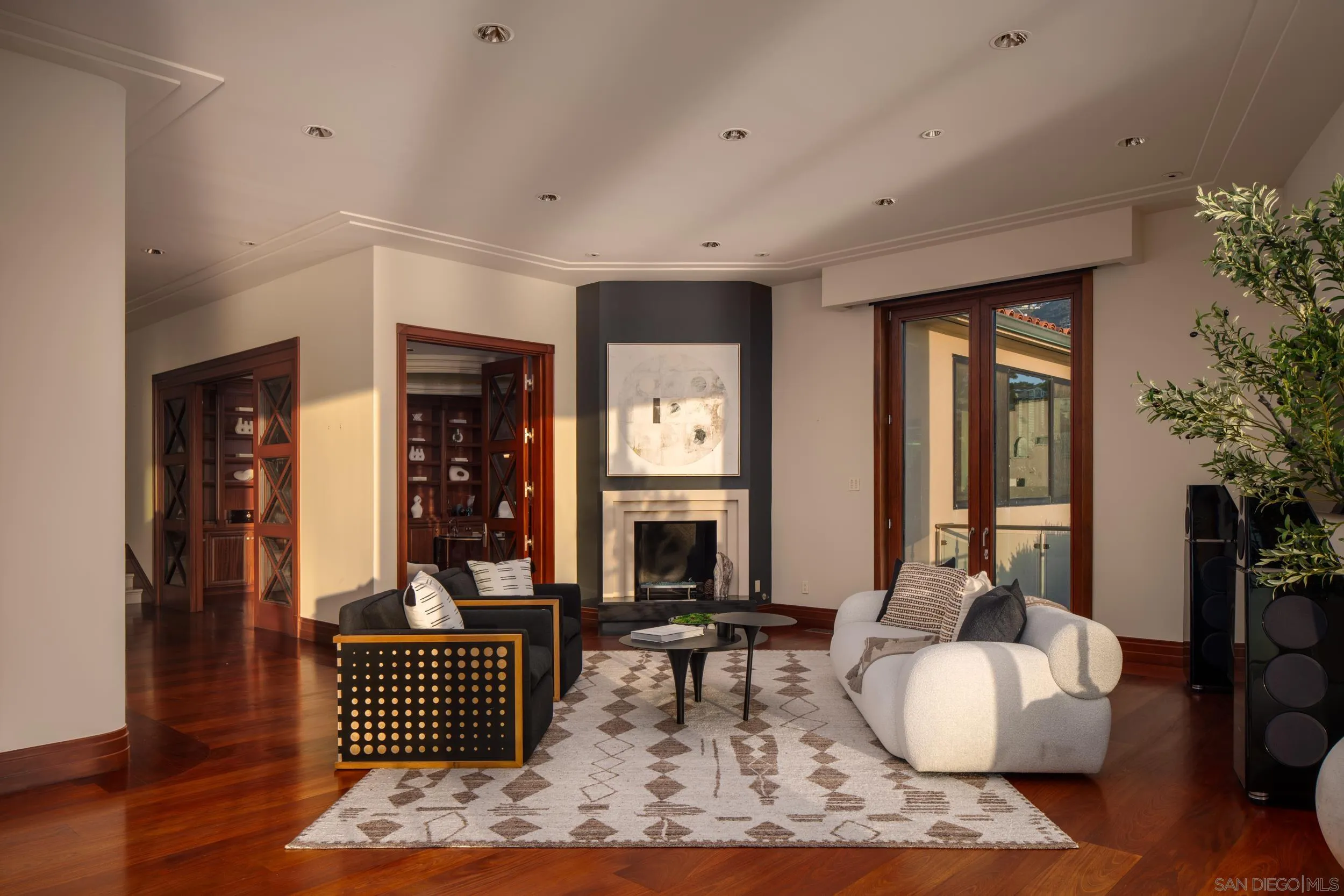 1828 Spindrift Dr