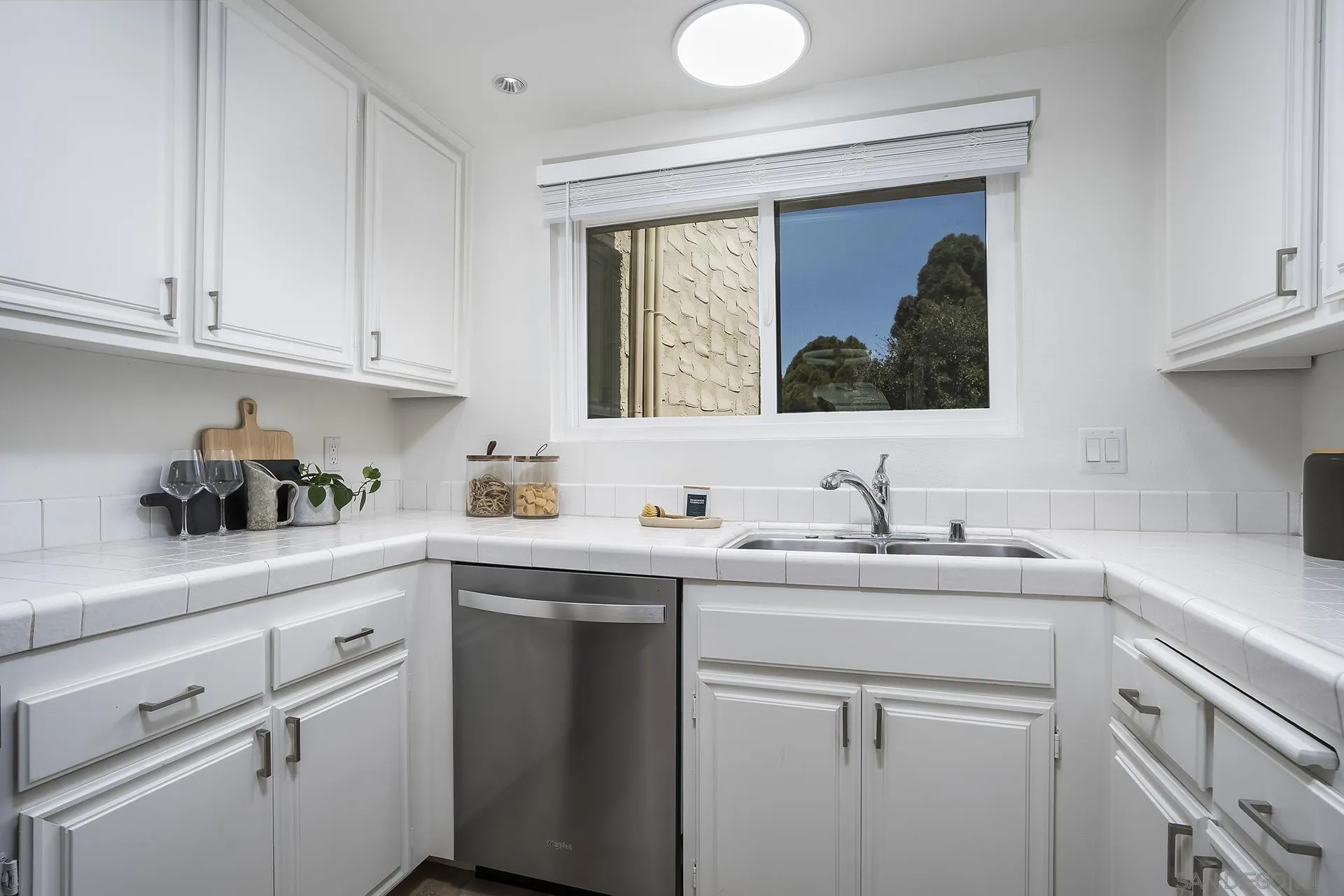 4265 Asher Unit 52