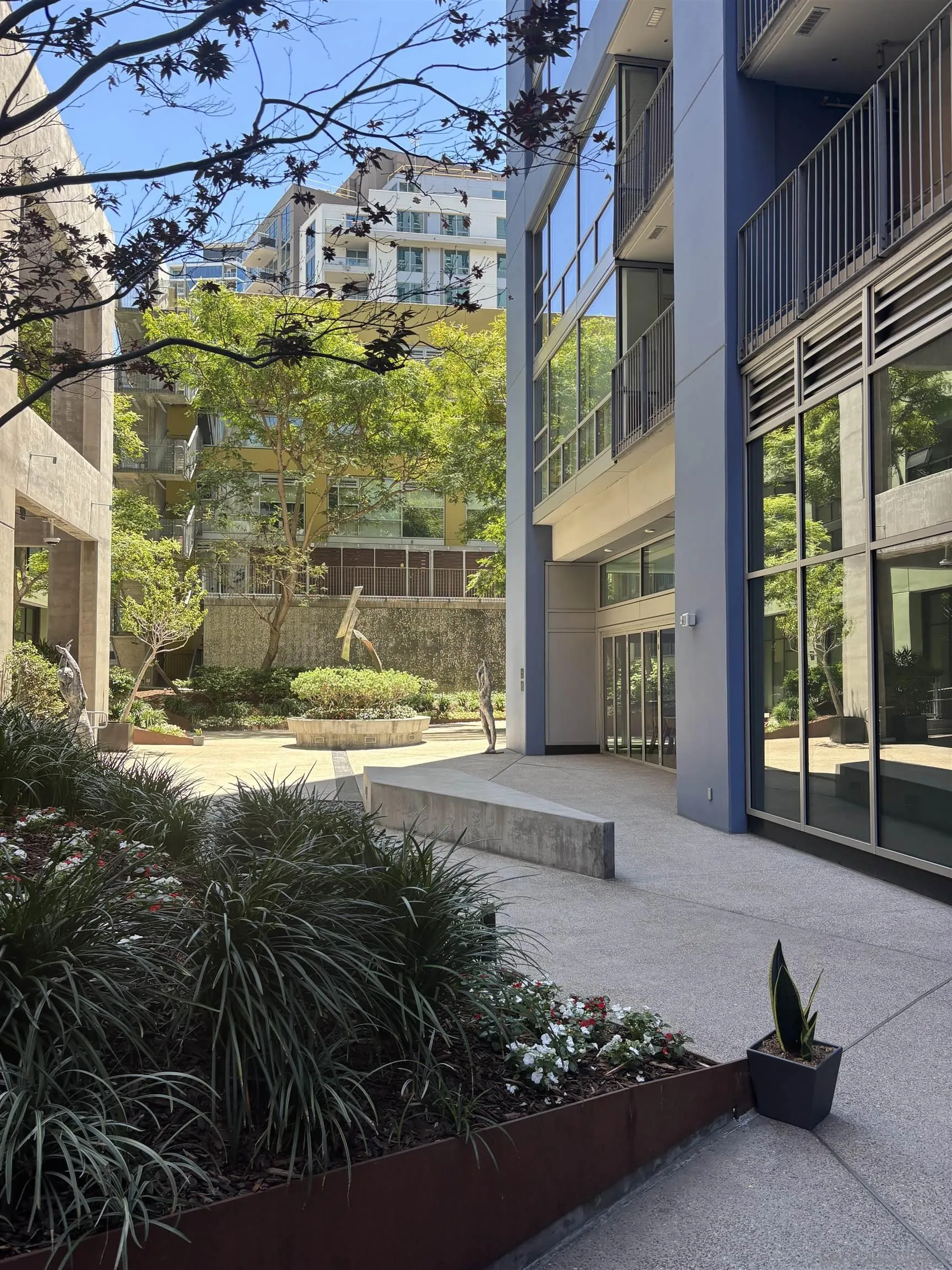 321 10th Ave Unit 307