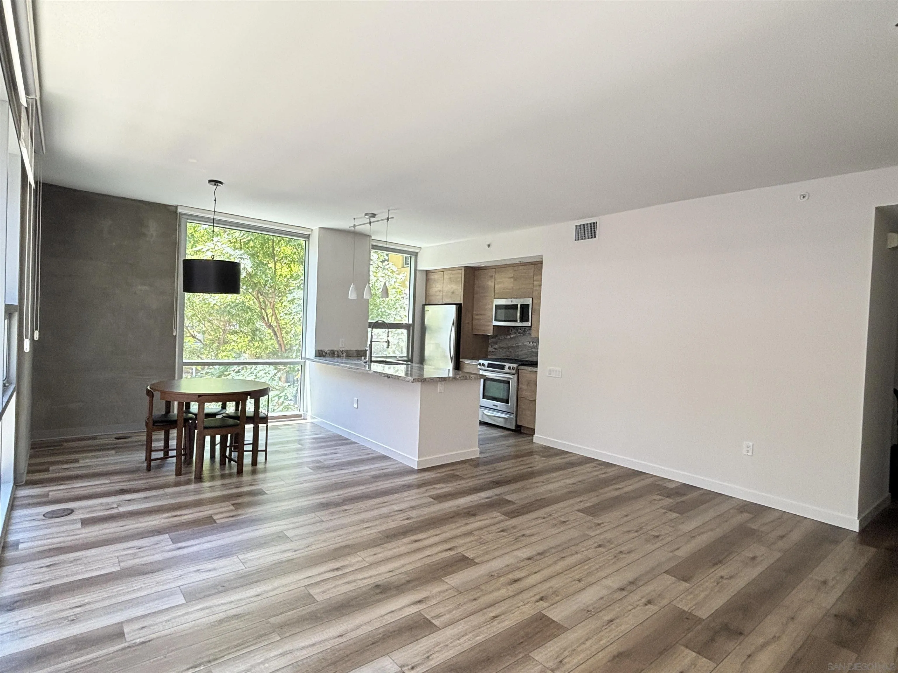 321 10th Ave Unit 307