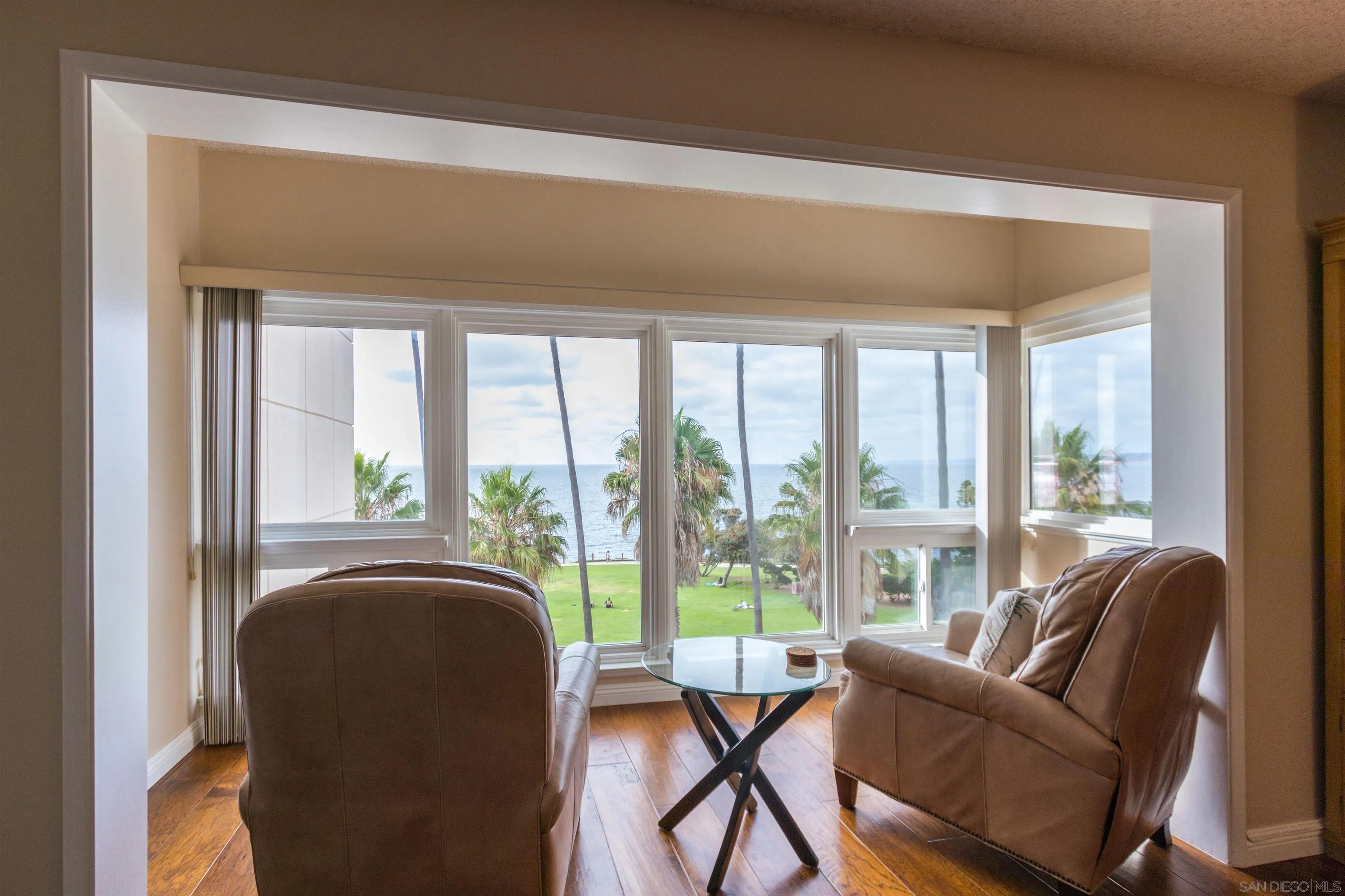 1039 Coast Blvd Unit E
