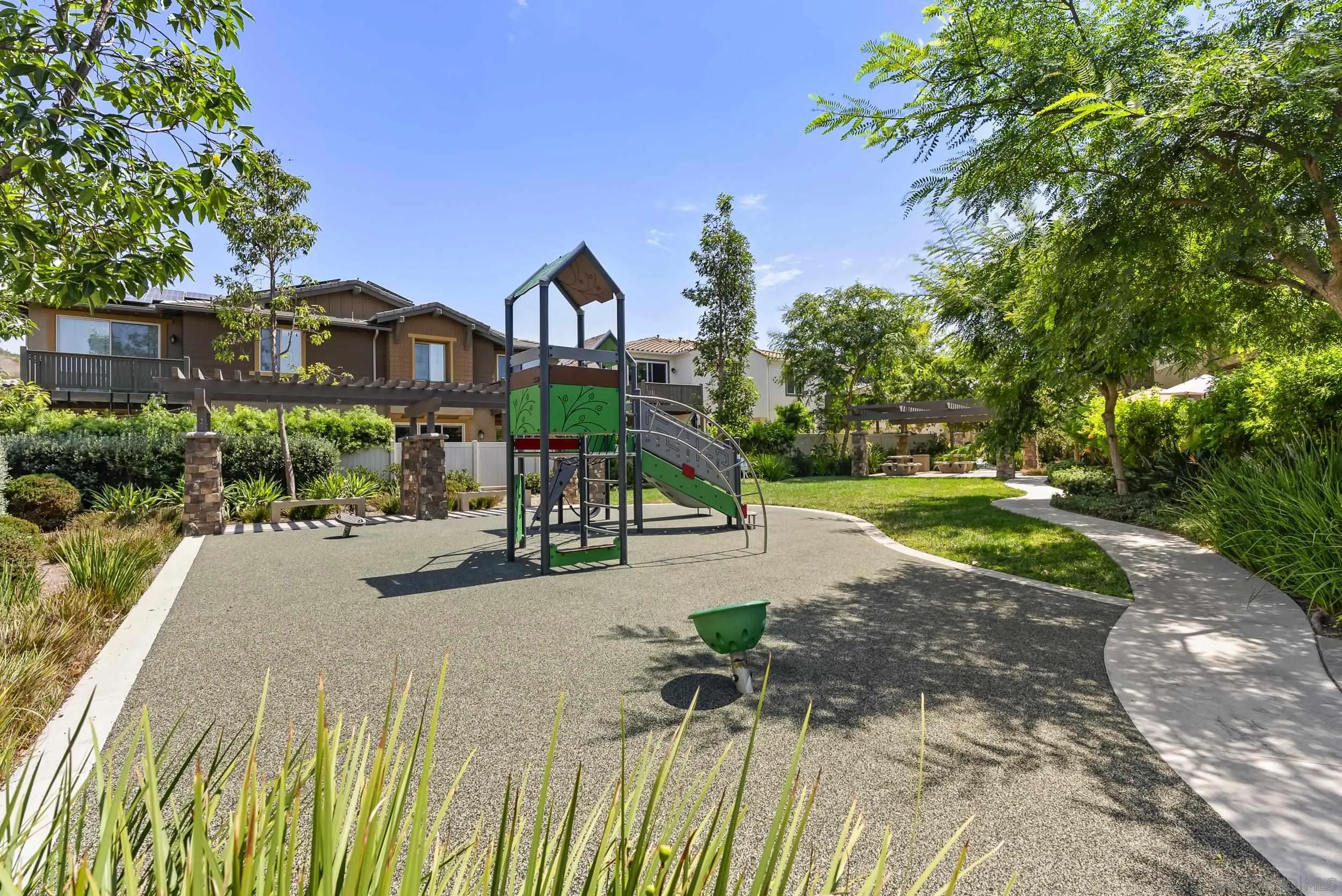 3304 Telaga Rd