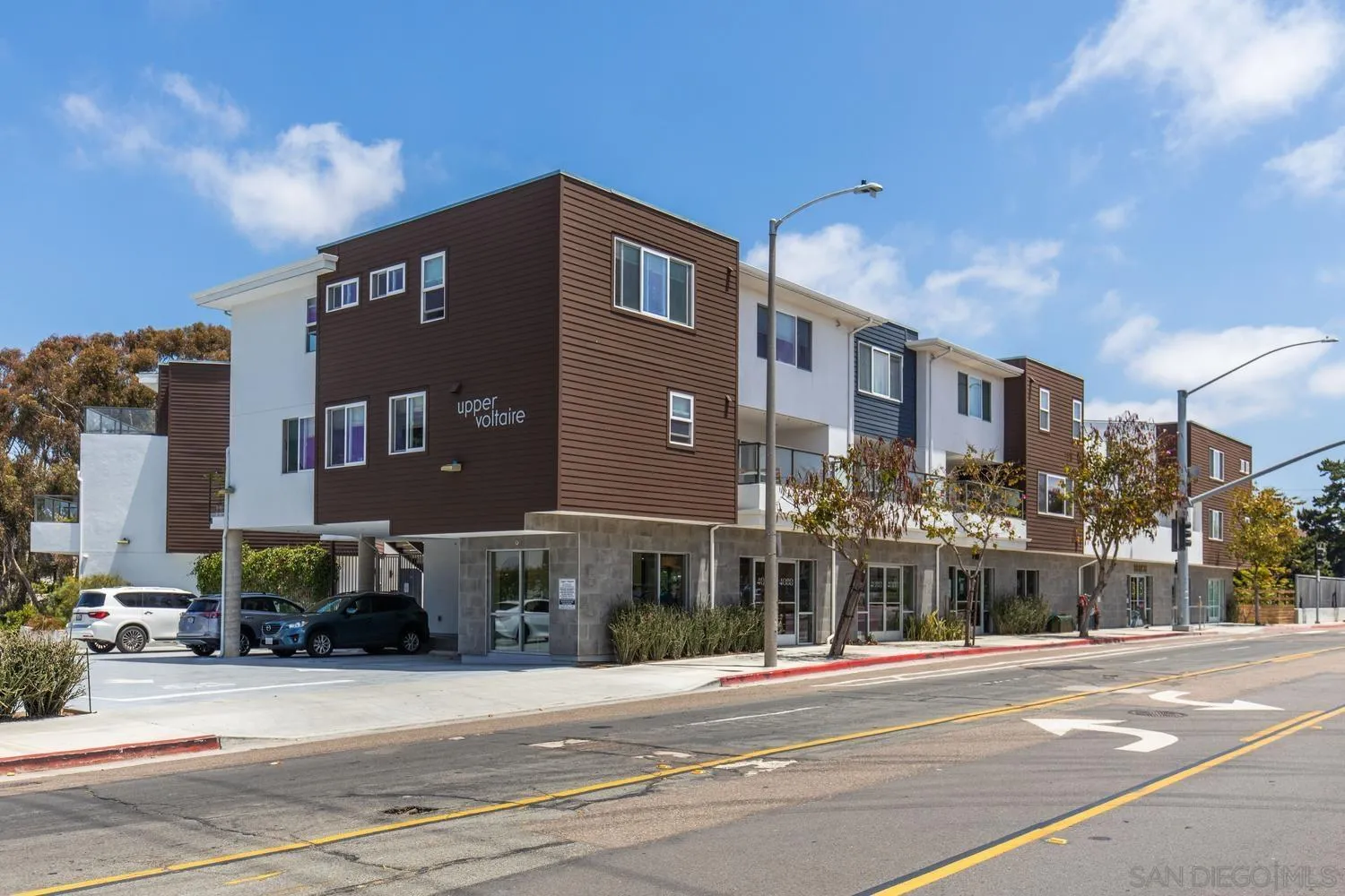 4100 Voltaire St Unit 101