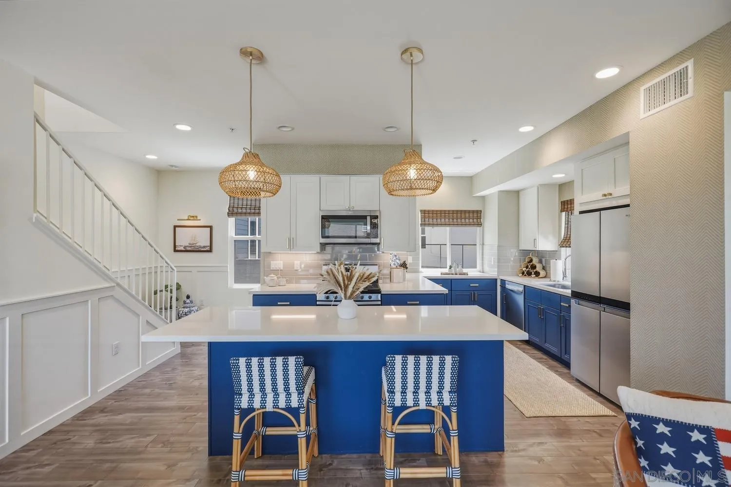 4100 Voltaire St Unit 101