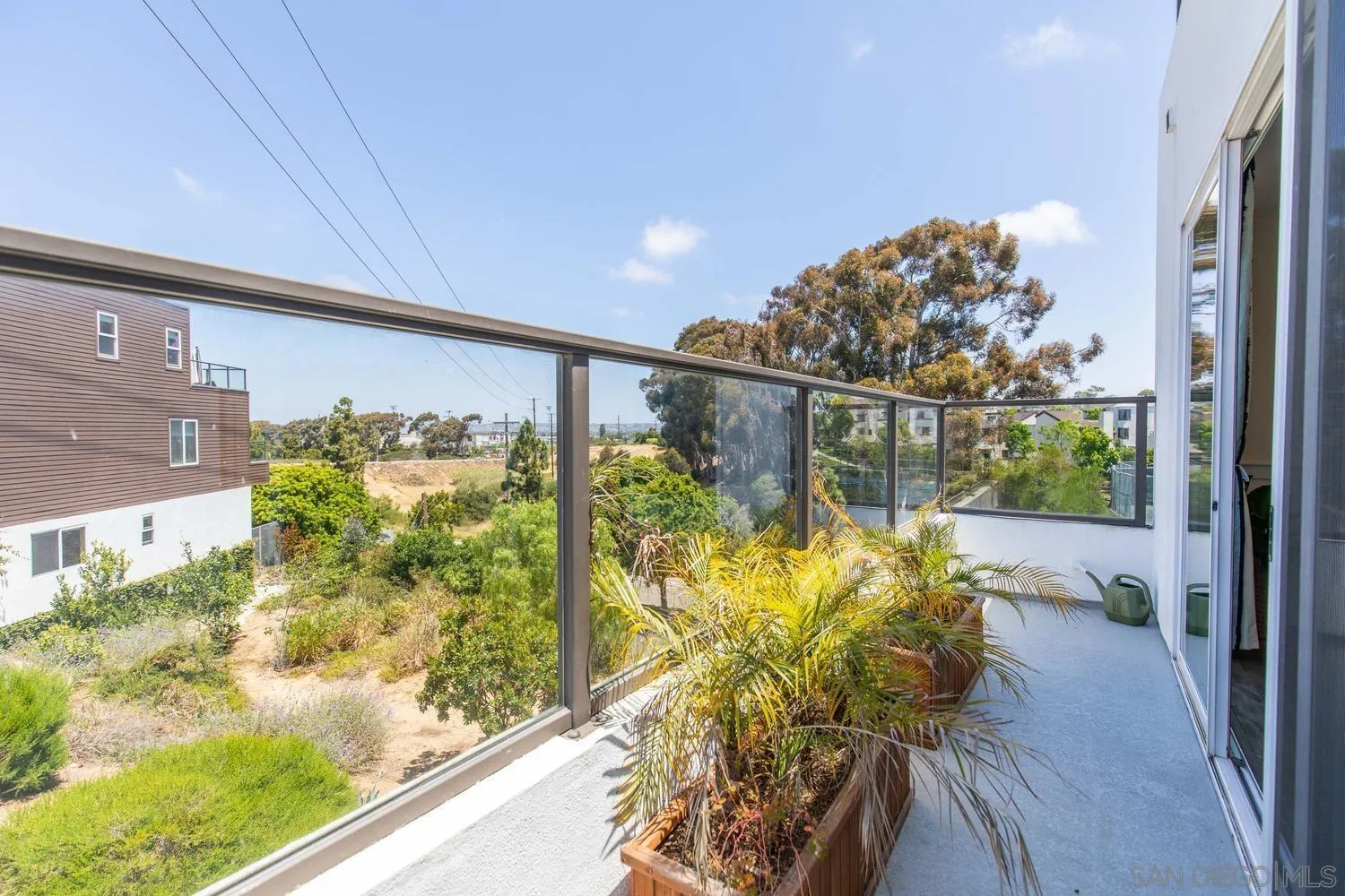 4100 Voltaire St Unit 101