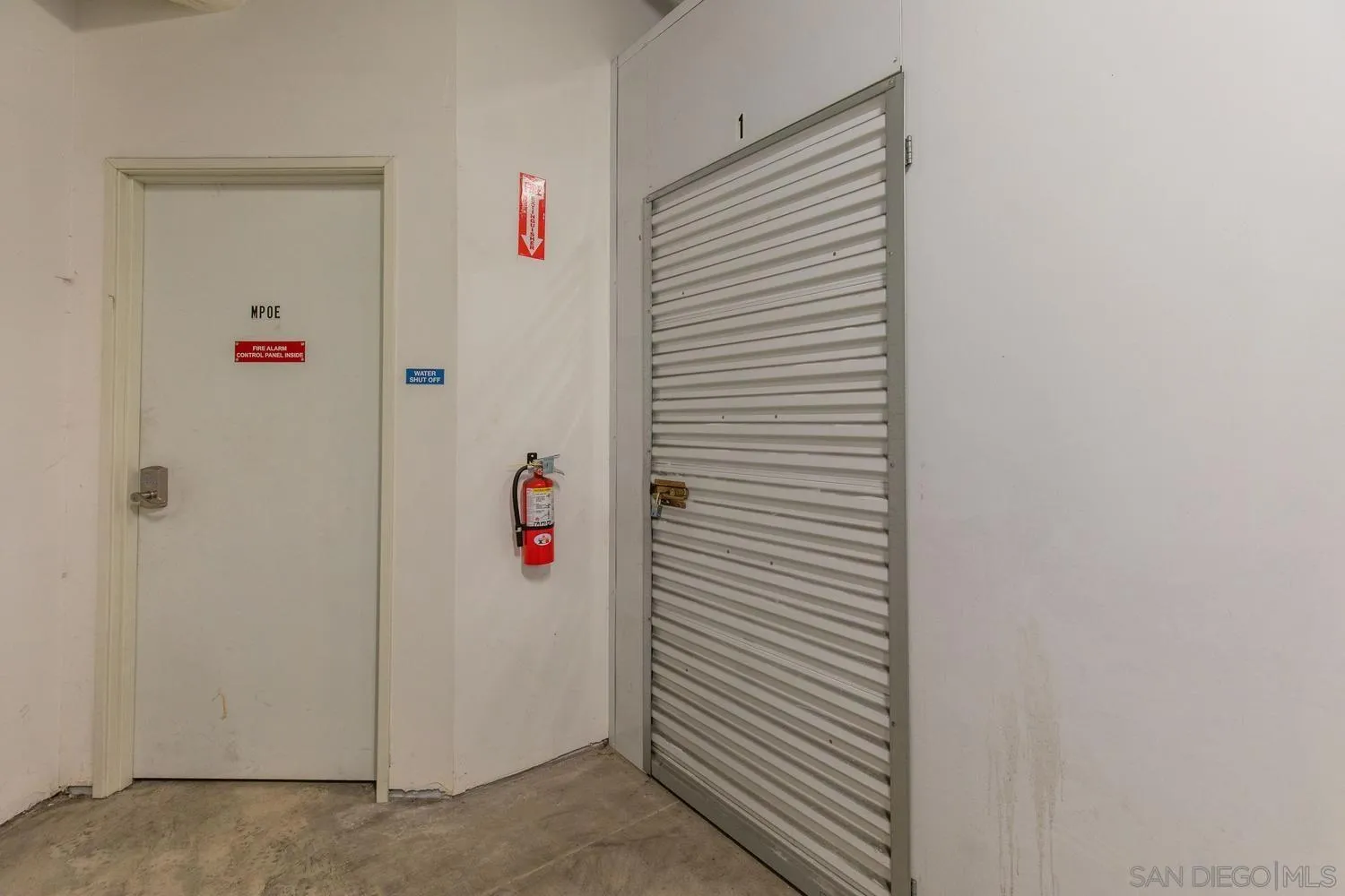 4100 Voltaire St Unit 101