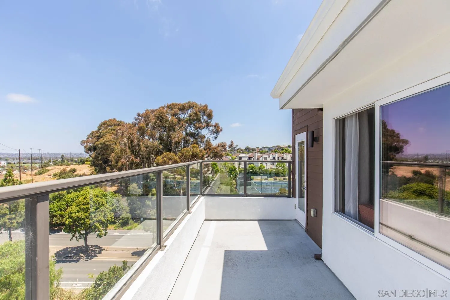 4100 Voltaire St Unit 101