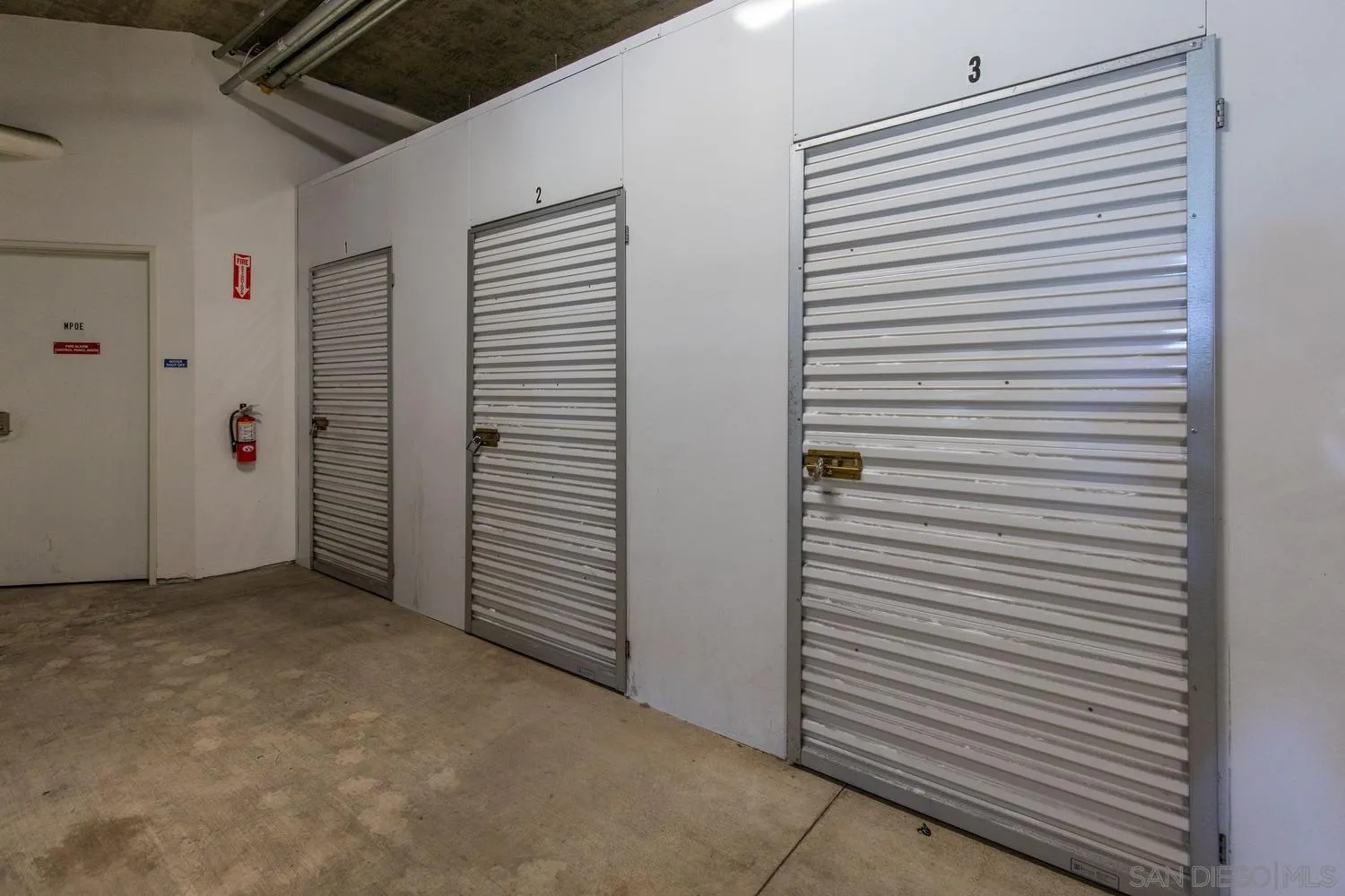 4100 Voltaire St Unit 101