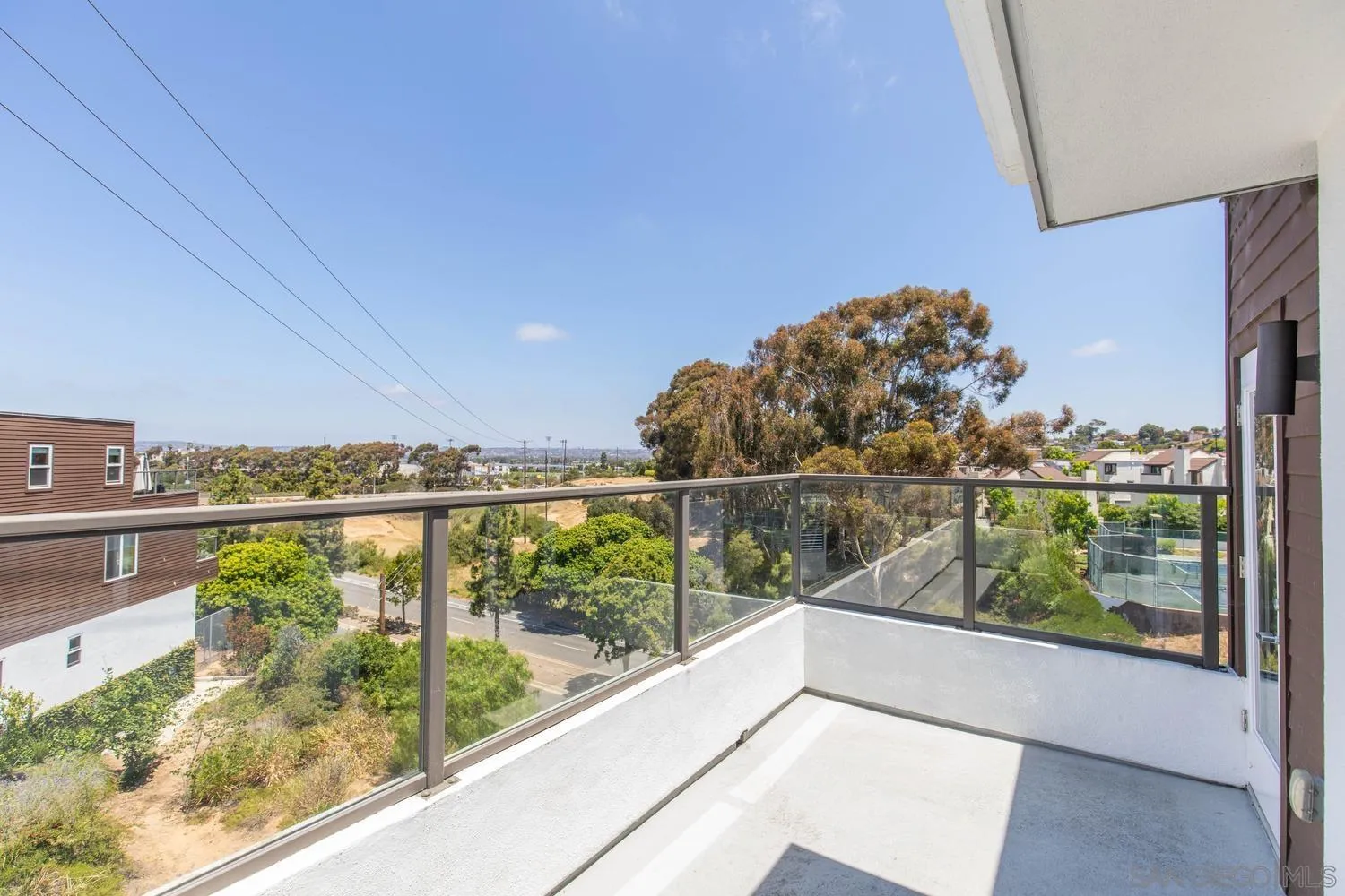 4100 Voltaire St Unit 101