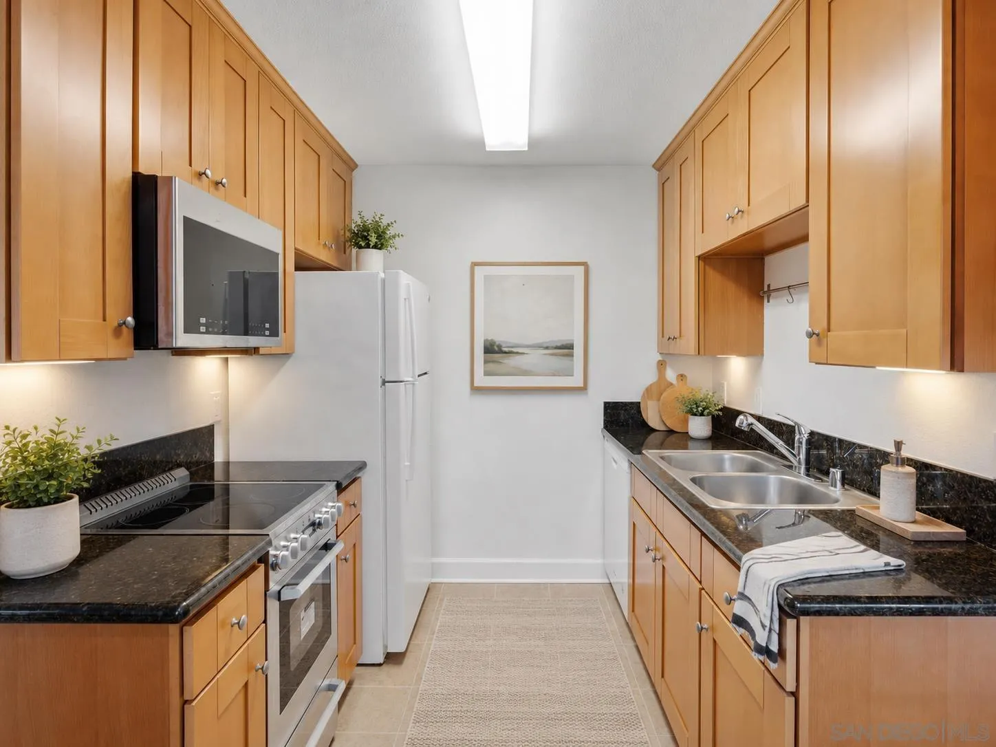 8581 Villa La Jolla Unit: J