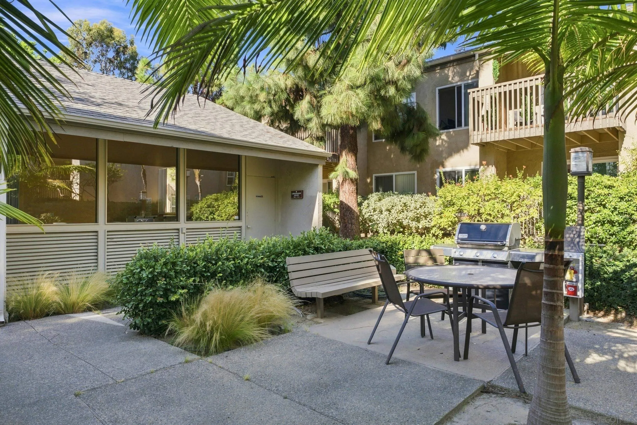 8581 Villa La Jolla Unit: J