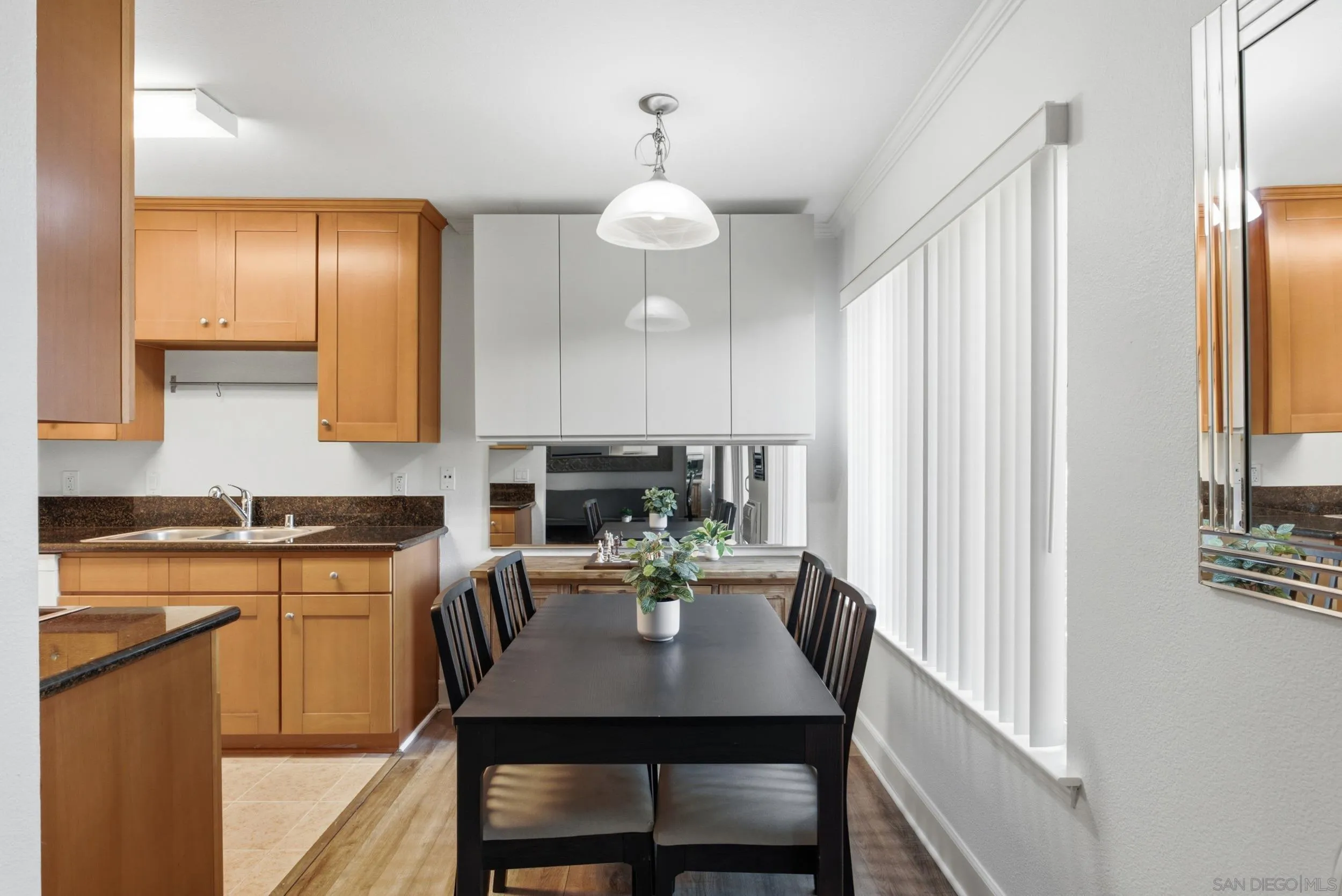 8581 Villa La Jolla Unit: J