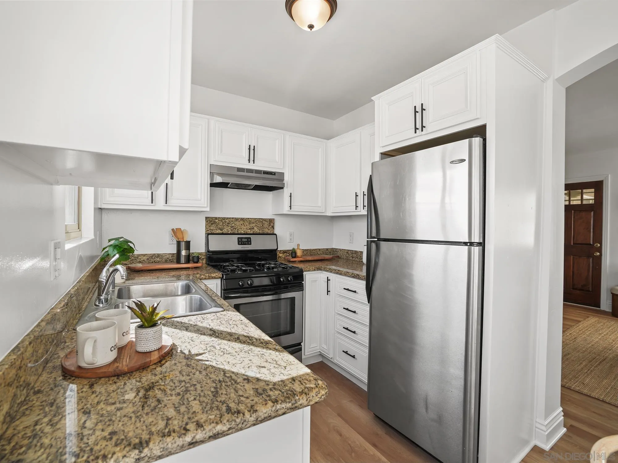 1361 Felspar St Unit 7