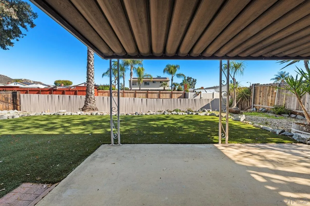 10017 Woodrose Ave