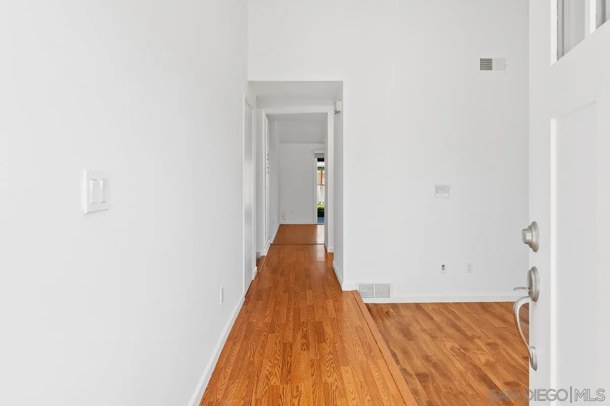 10017 Woodrose Ave