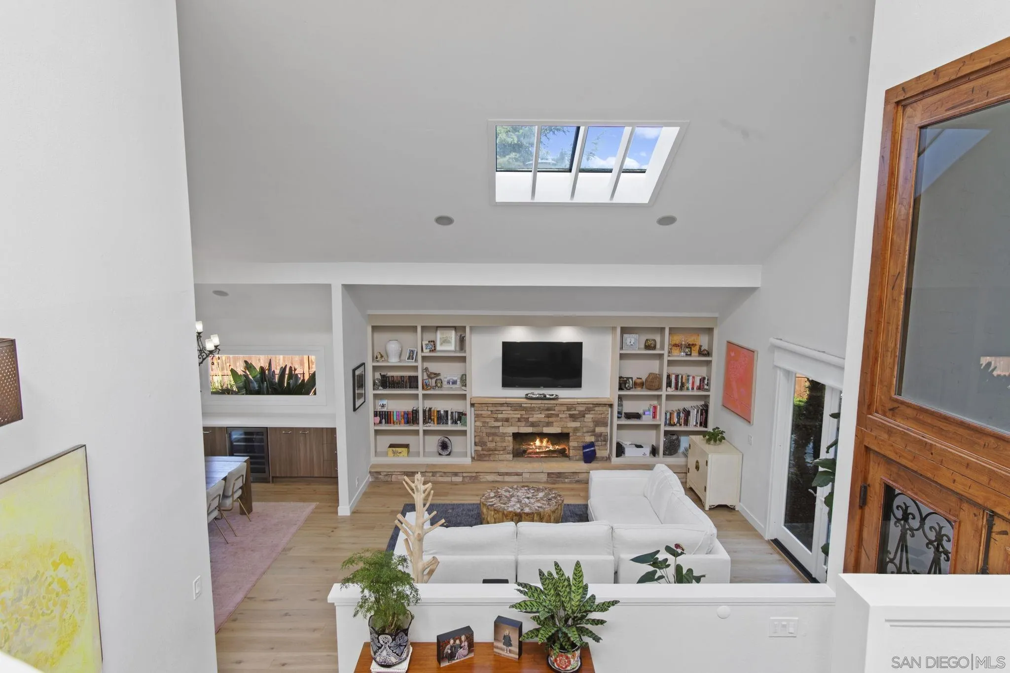 3942 Avenida Brisa