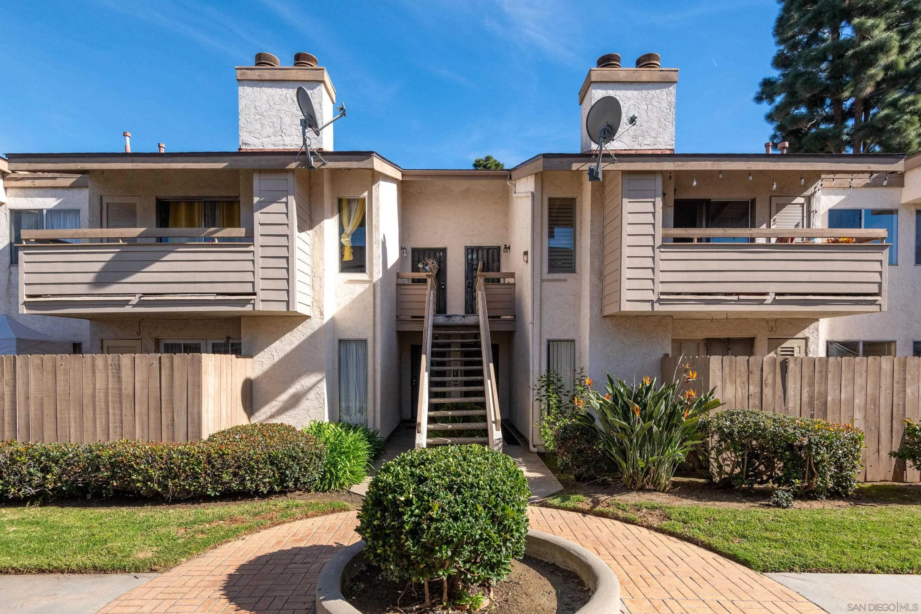 1727 Melrose Ave Unit 33