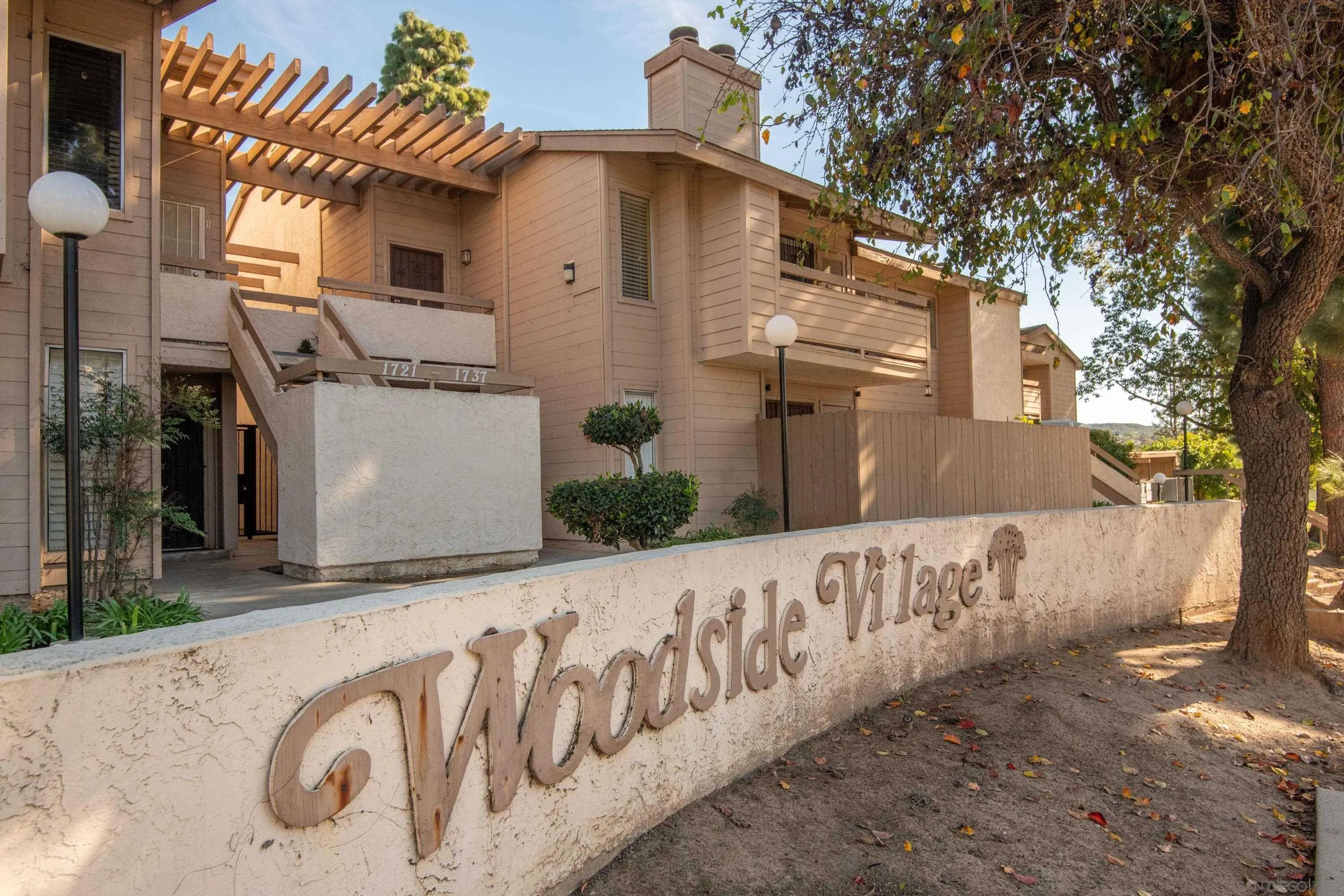 1727 Melrose Ave Unit 33