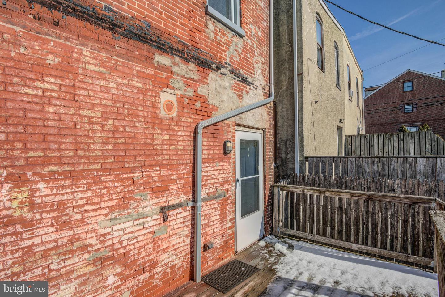 504 W 4TH STREET