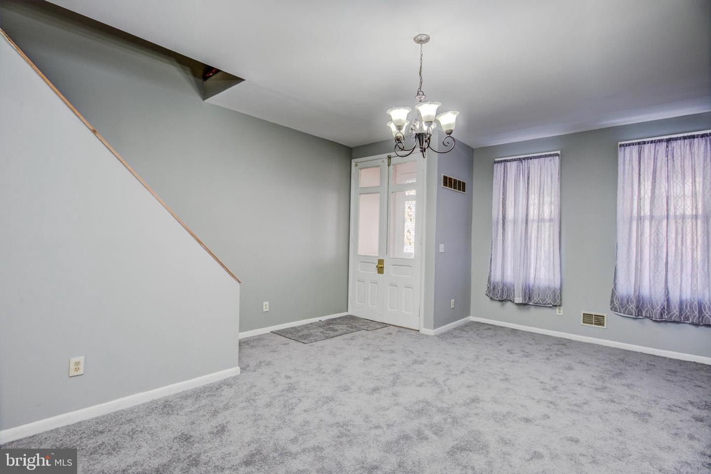 504 W 4TH STREET