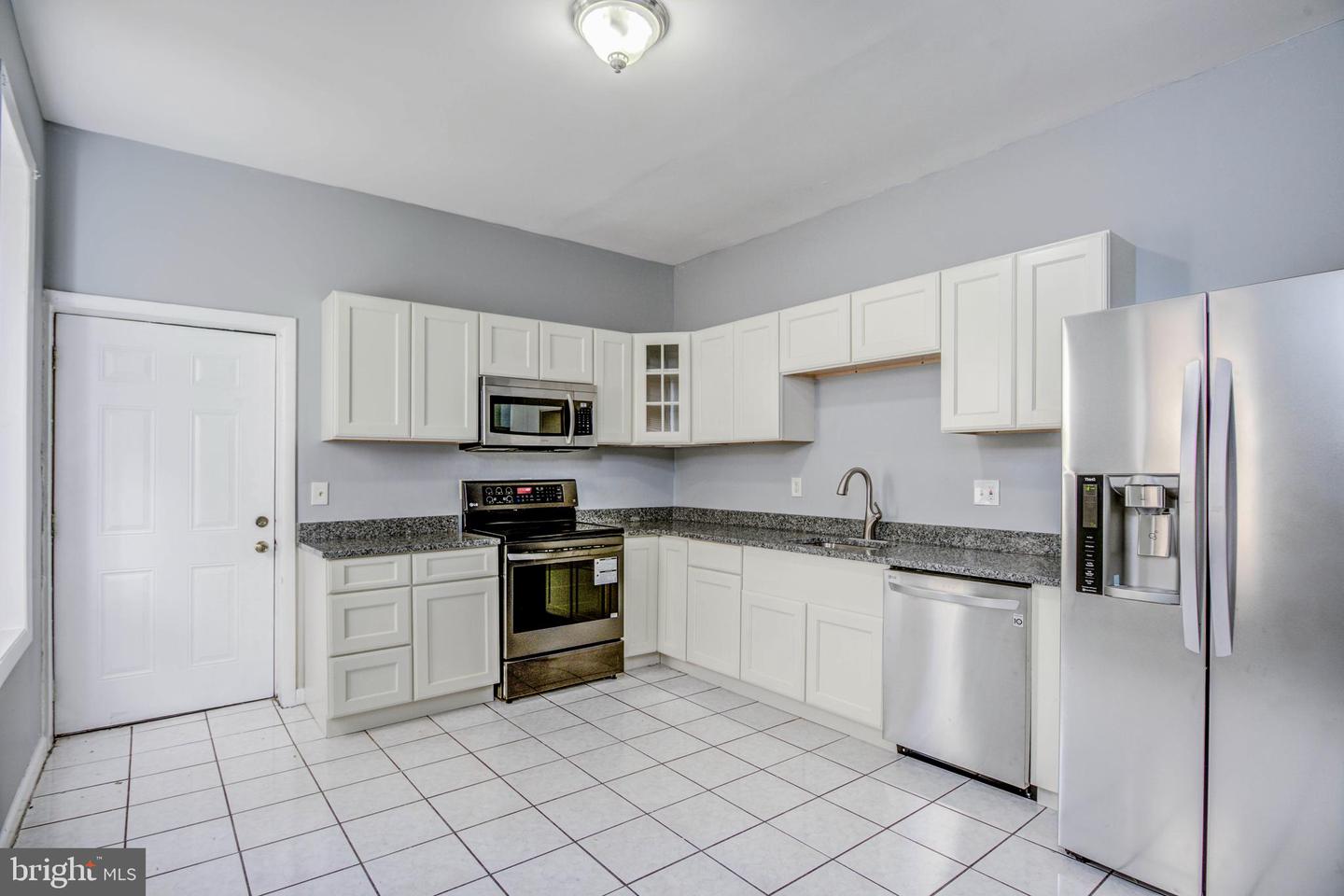 504 W 4TH STREET