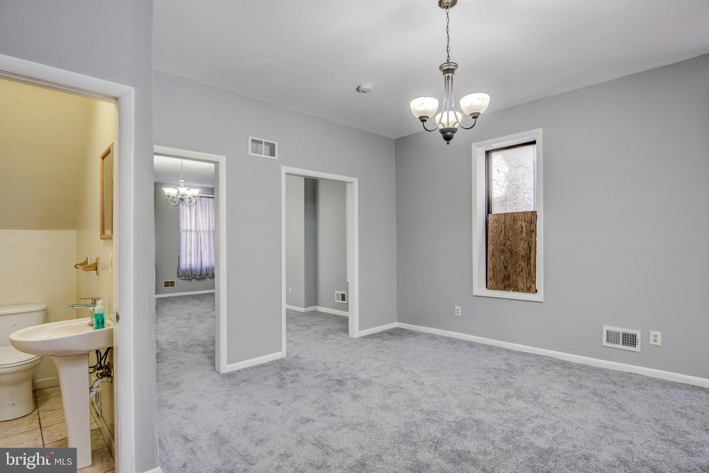 504 W 4TH STREET
