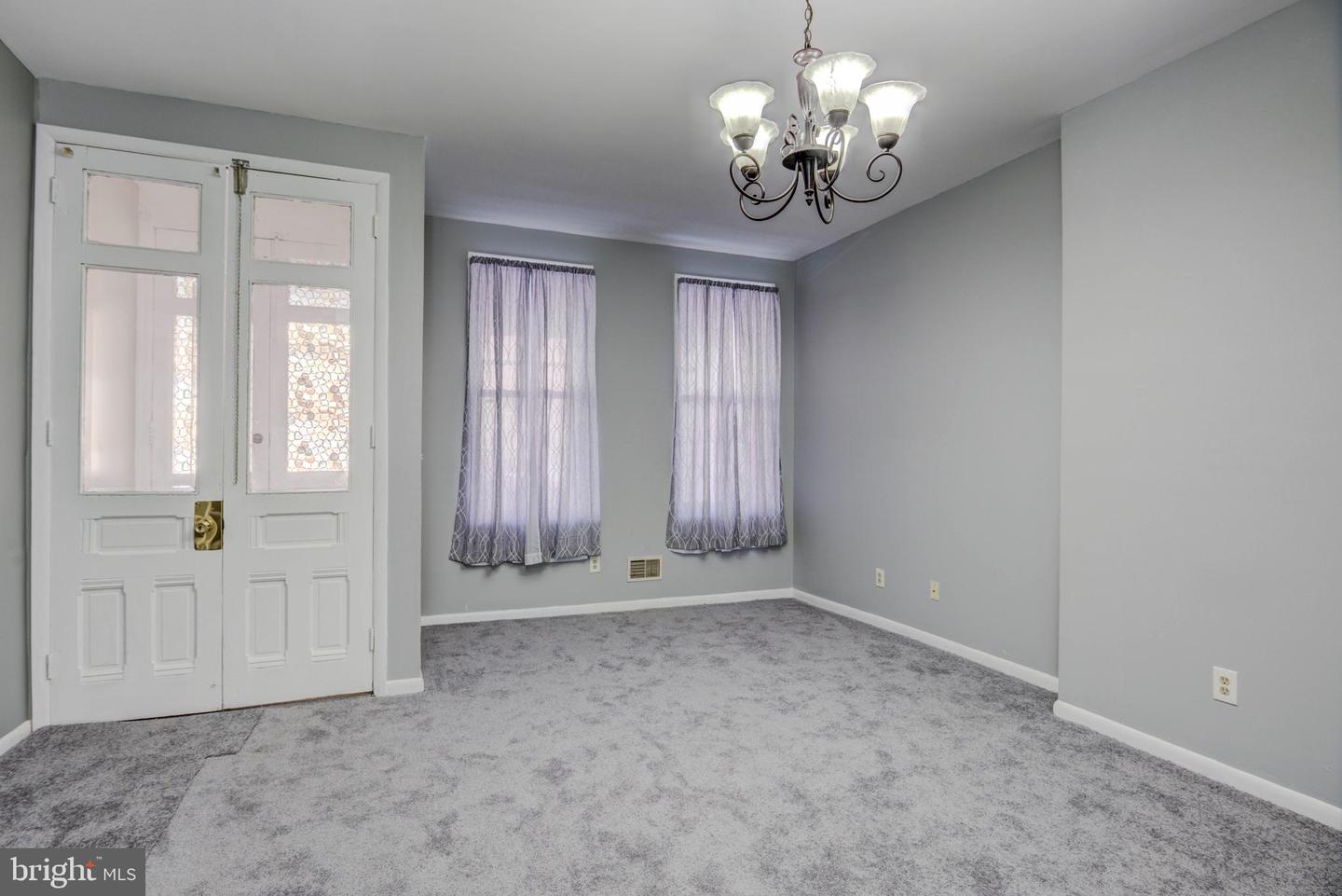 504 W 4TH STREET
