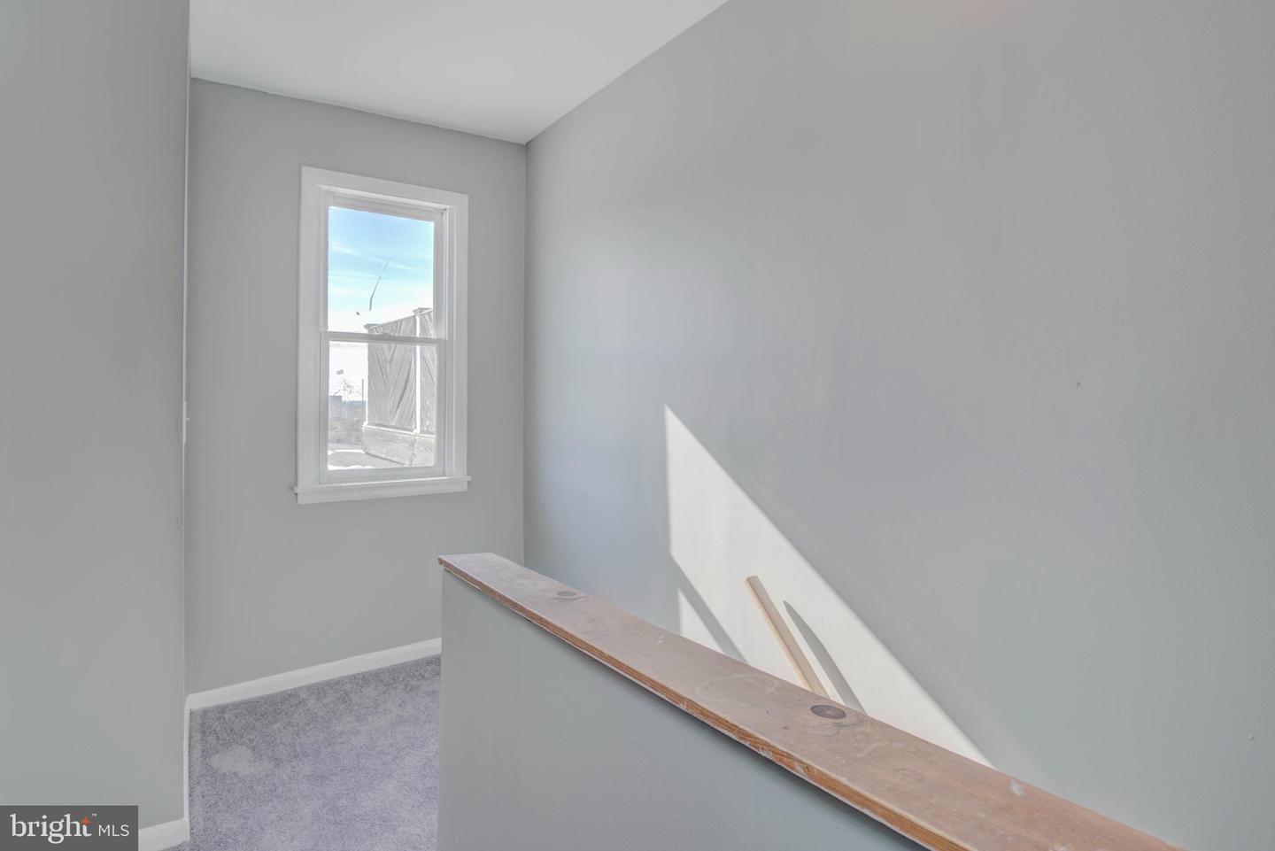504 W 4TH STREET