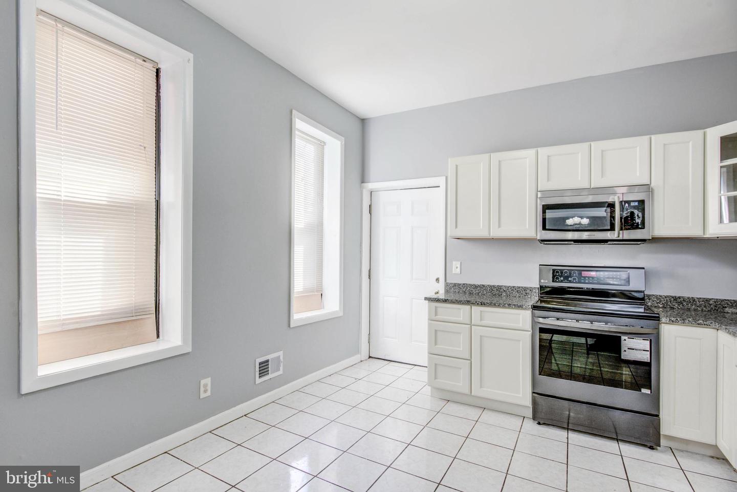504 W 4TH STREET