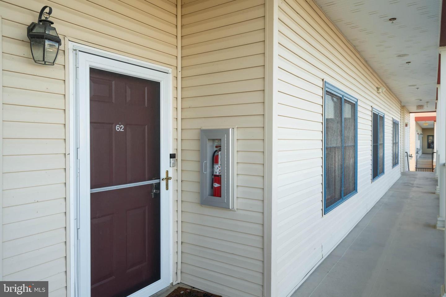 17300 N VILLAGE MAIN BOULEVARD Unit: 62