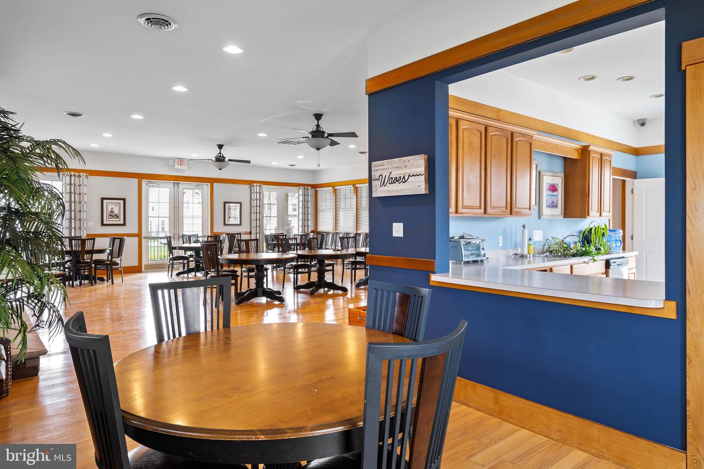 17300 N VILLAGE MAIN BOULEVARD Unit: 62