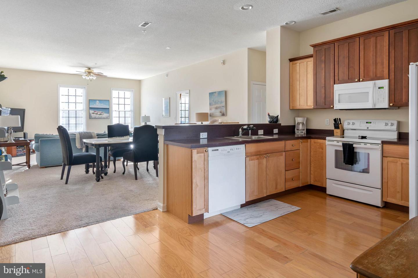 17300 N VILLAGE MAIN BOULEVARD Unit: 62