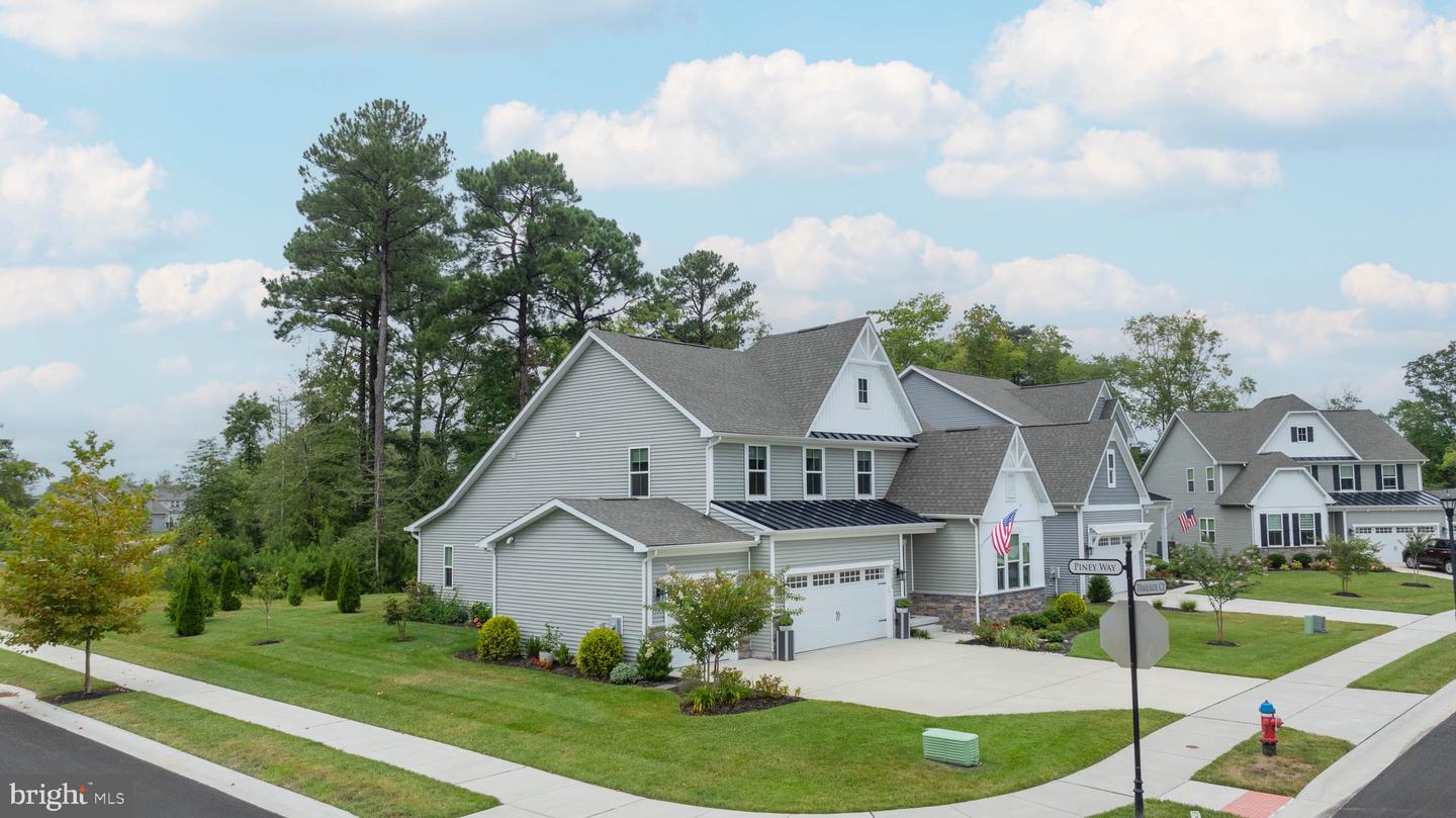 21009 Trailside Ct