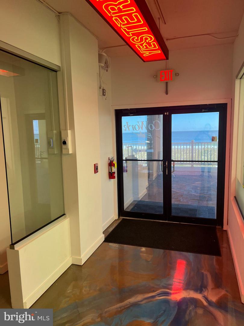 511 N Boardwalk #C-E