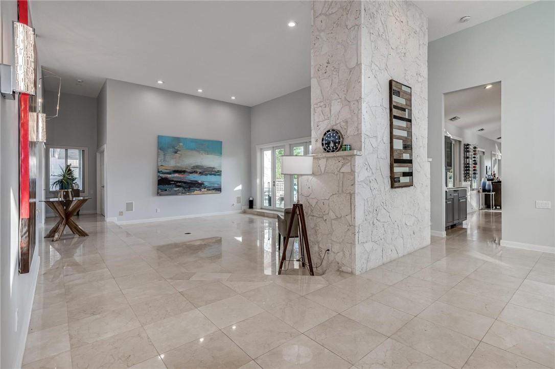 19 Sheldrake Ln