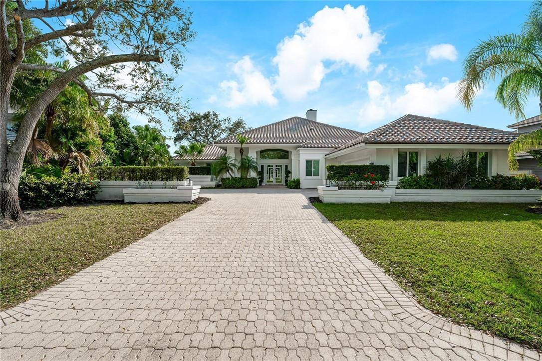 19 Sheldrake Ln