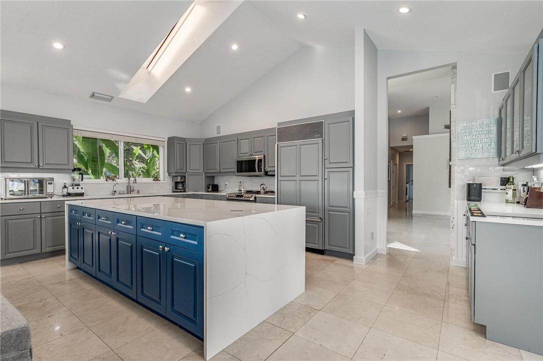 19 Sheldrake Ln