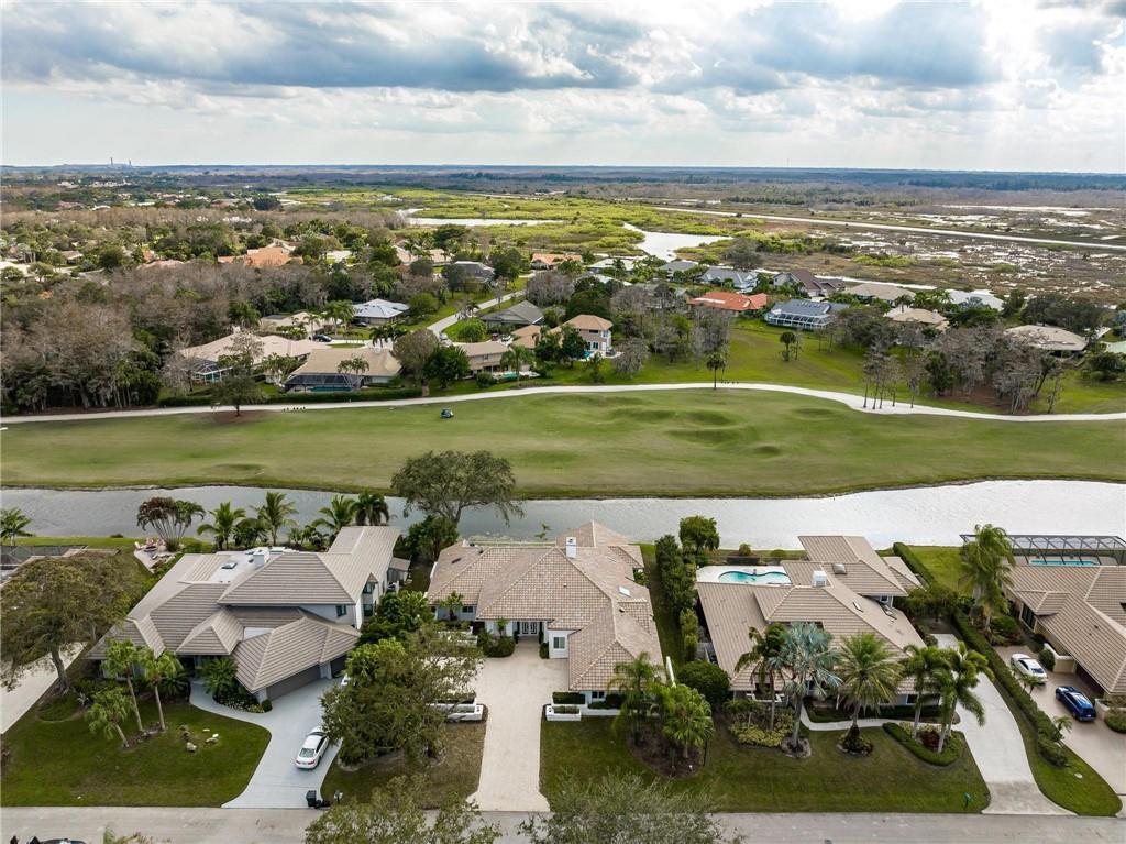 19 Sheldrake Ln