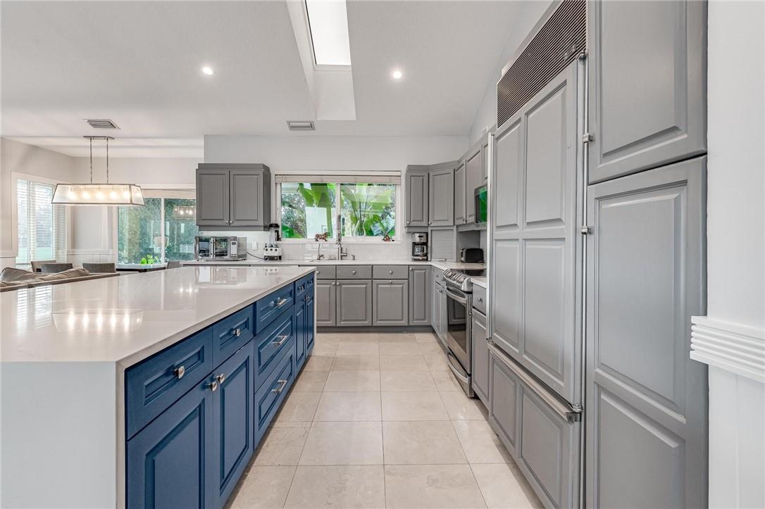 19 Sheldrake Ln