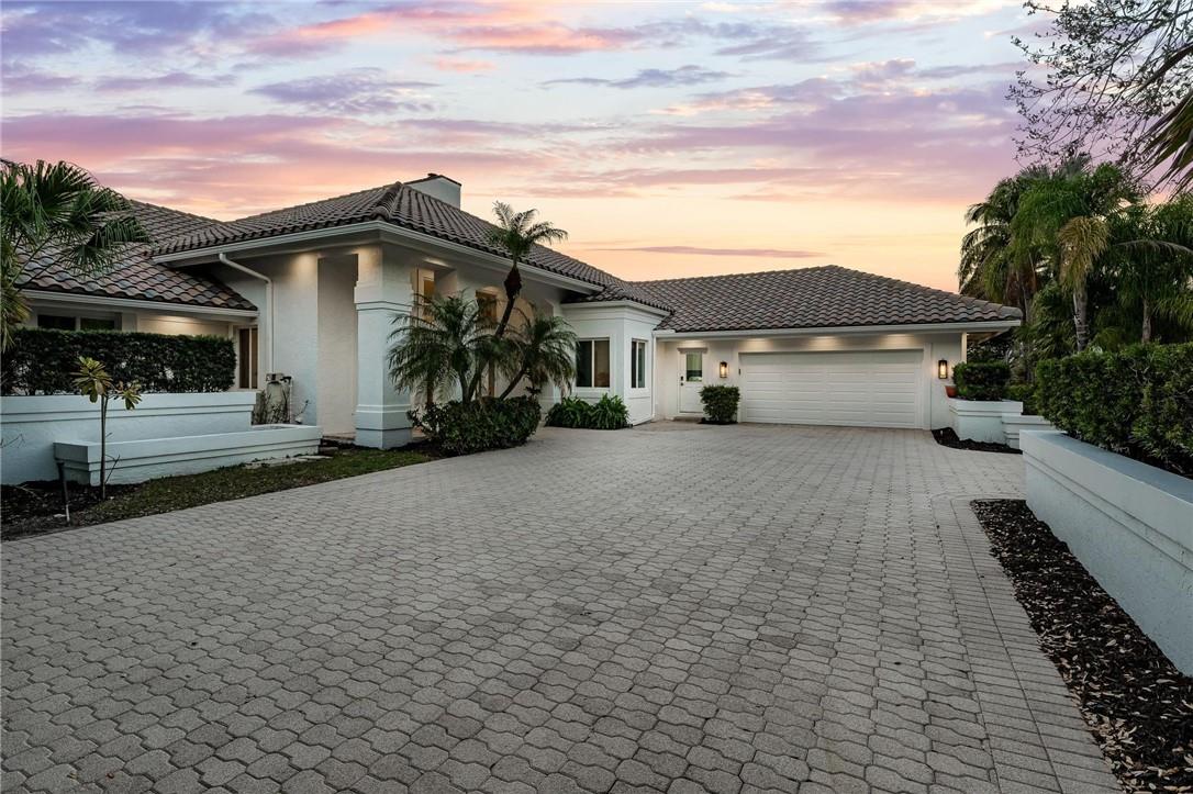 19 Sheldrake Ln