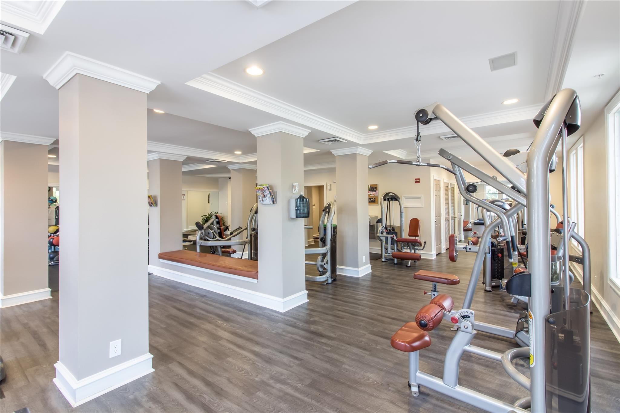 533 NE 3rd Ave 218