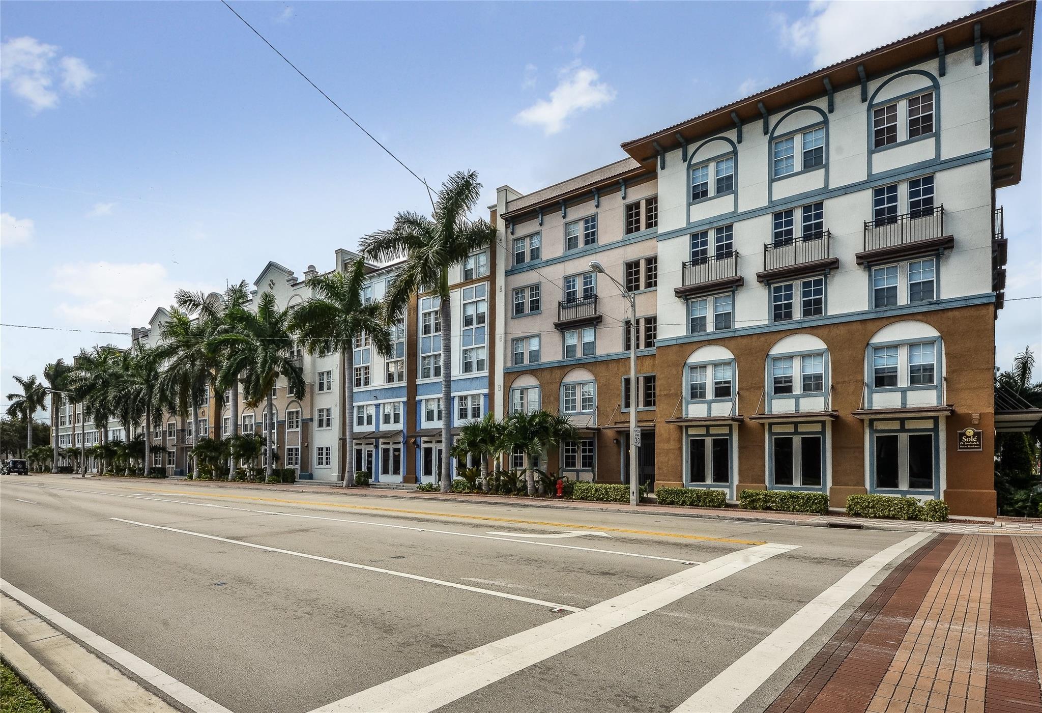 533 NE 3rd Ave 218