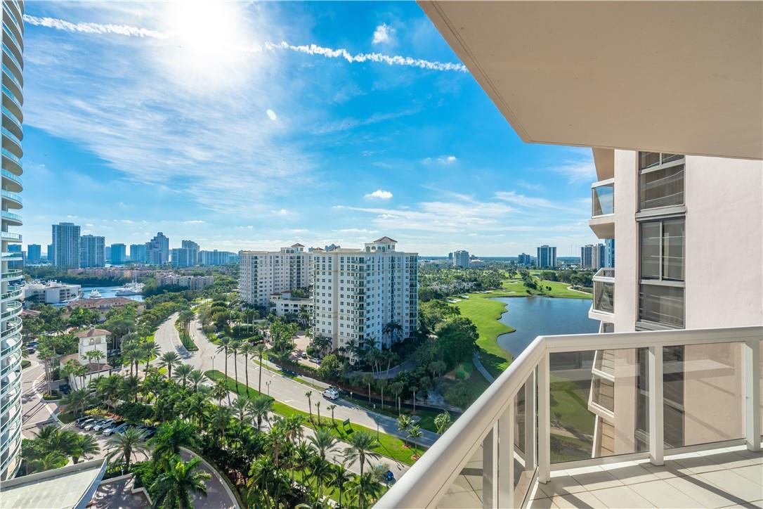 20185 E Country Club Dr 1704
