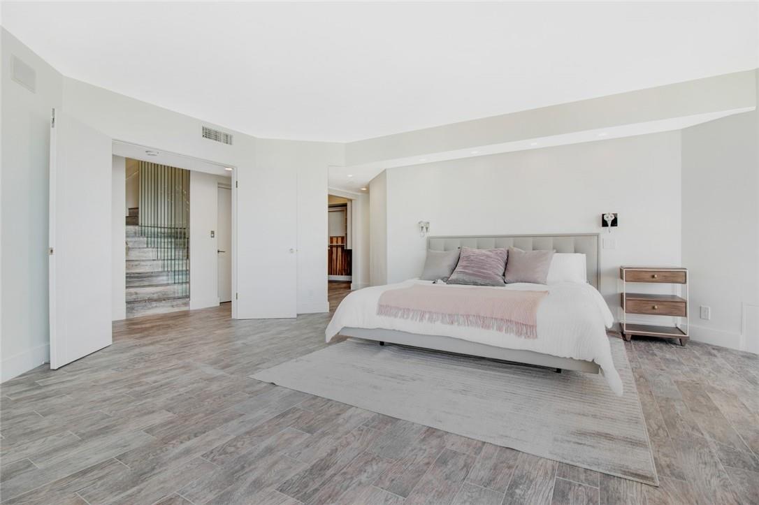 20185 E Country Club Dr 1704